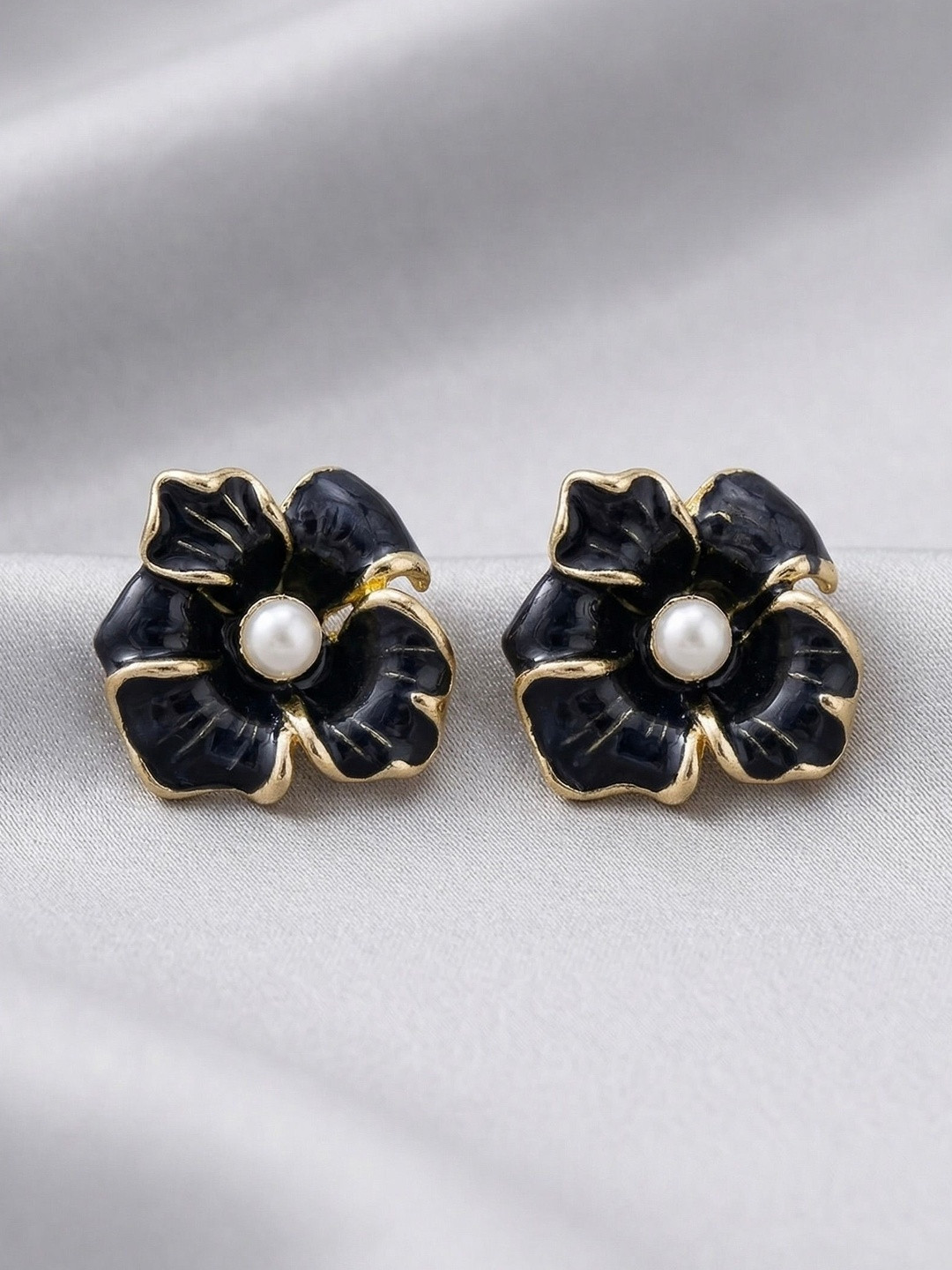 jueri Floral Studs Earrings