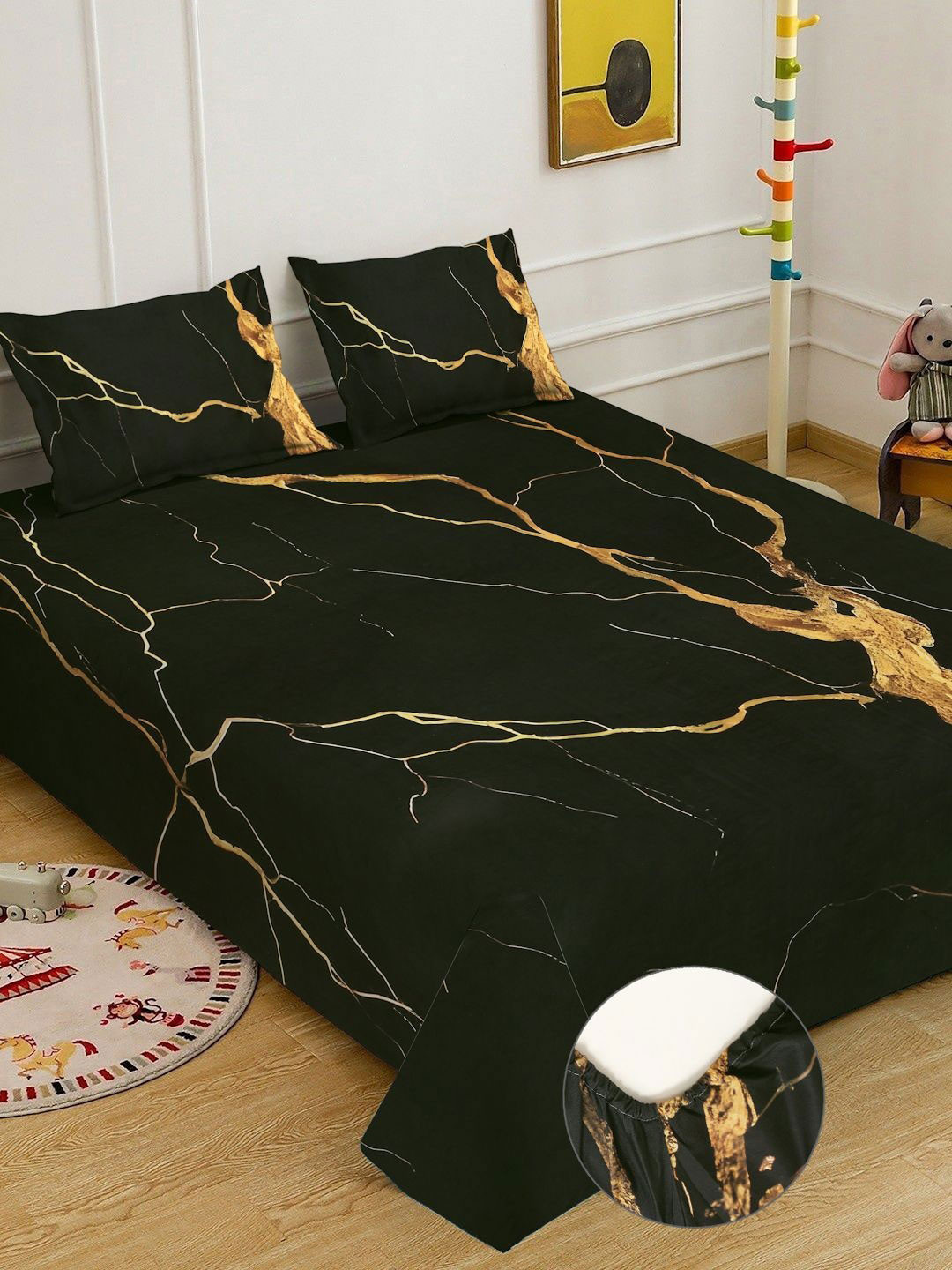 KLOTTHE Black Abstract Printed Fitted 300 TC King Fine Bedsheet With 2 Pillow Cover