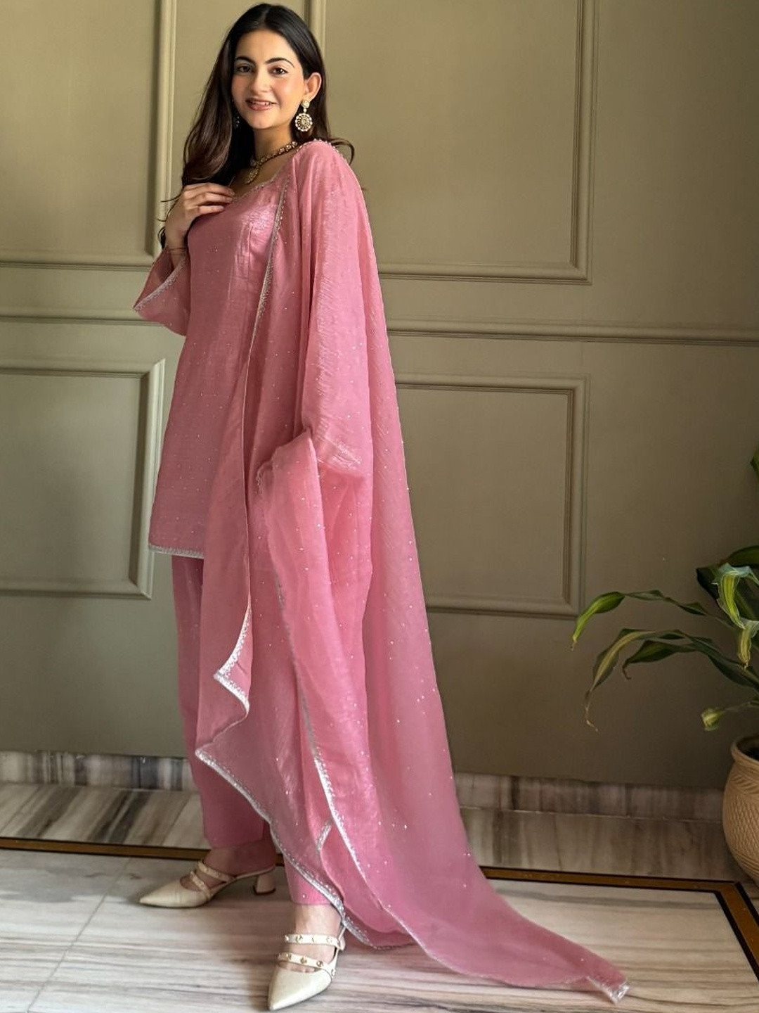 VihaanExim Women Regular Kurta with Patiala & With Dupatta