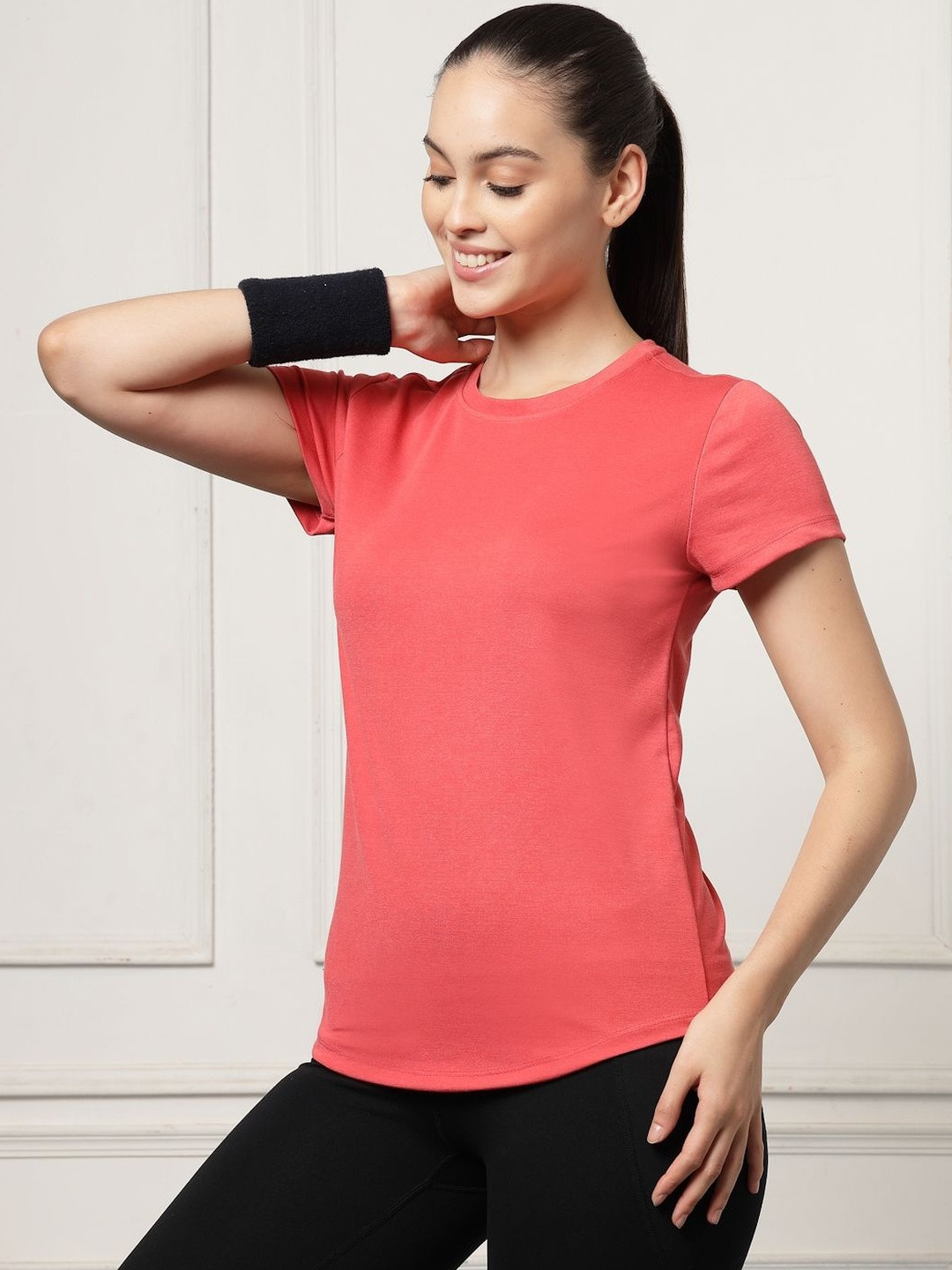 The Roadster Lifestyle Co Women Solid Round Neck Short Regular Sleeve Stretchable Top