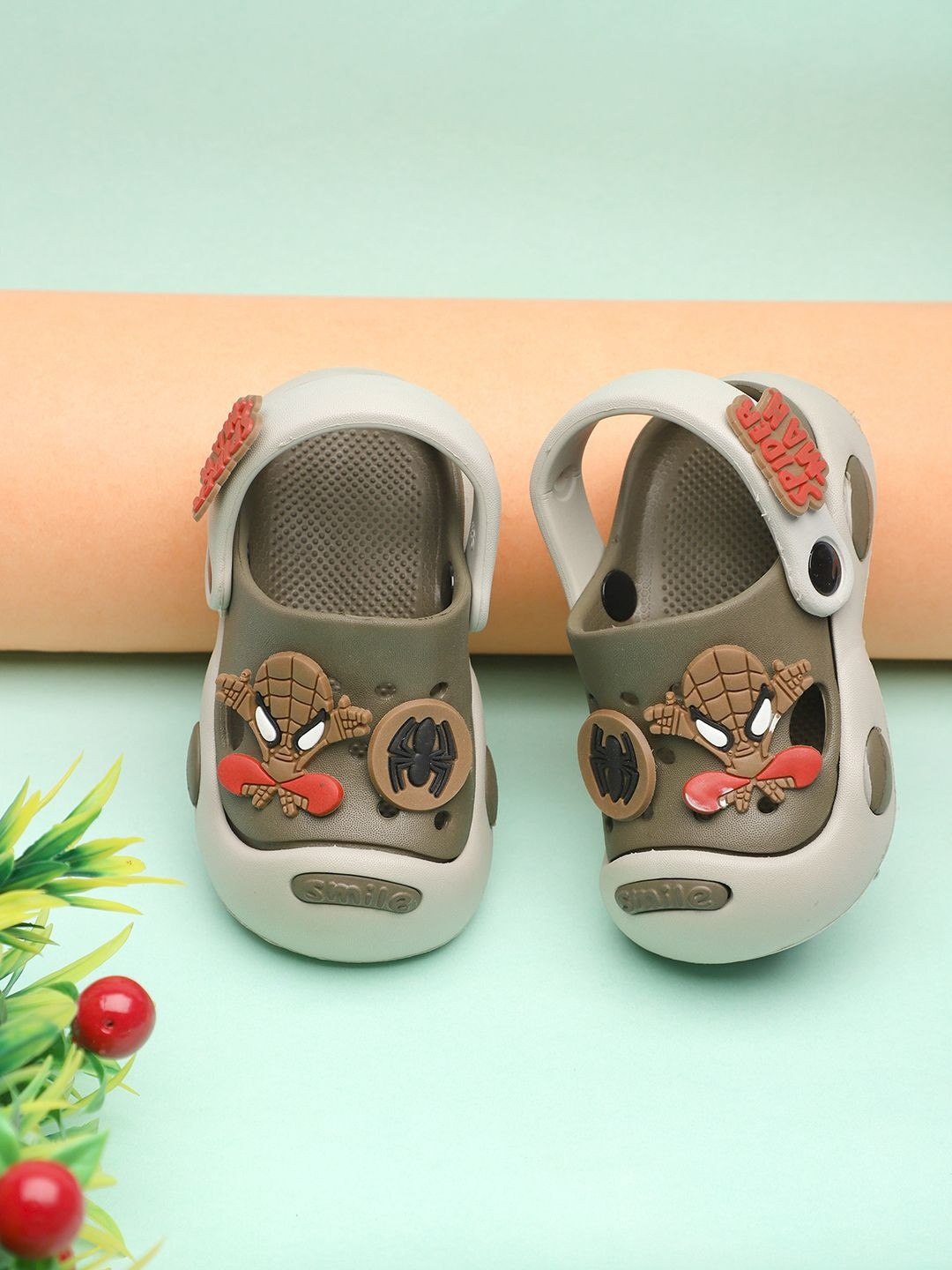 TOMSY CHOICE Boys Clogs Sandals