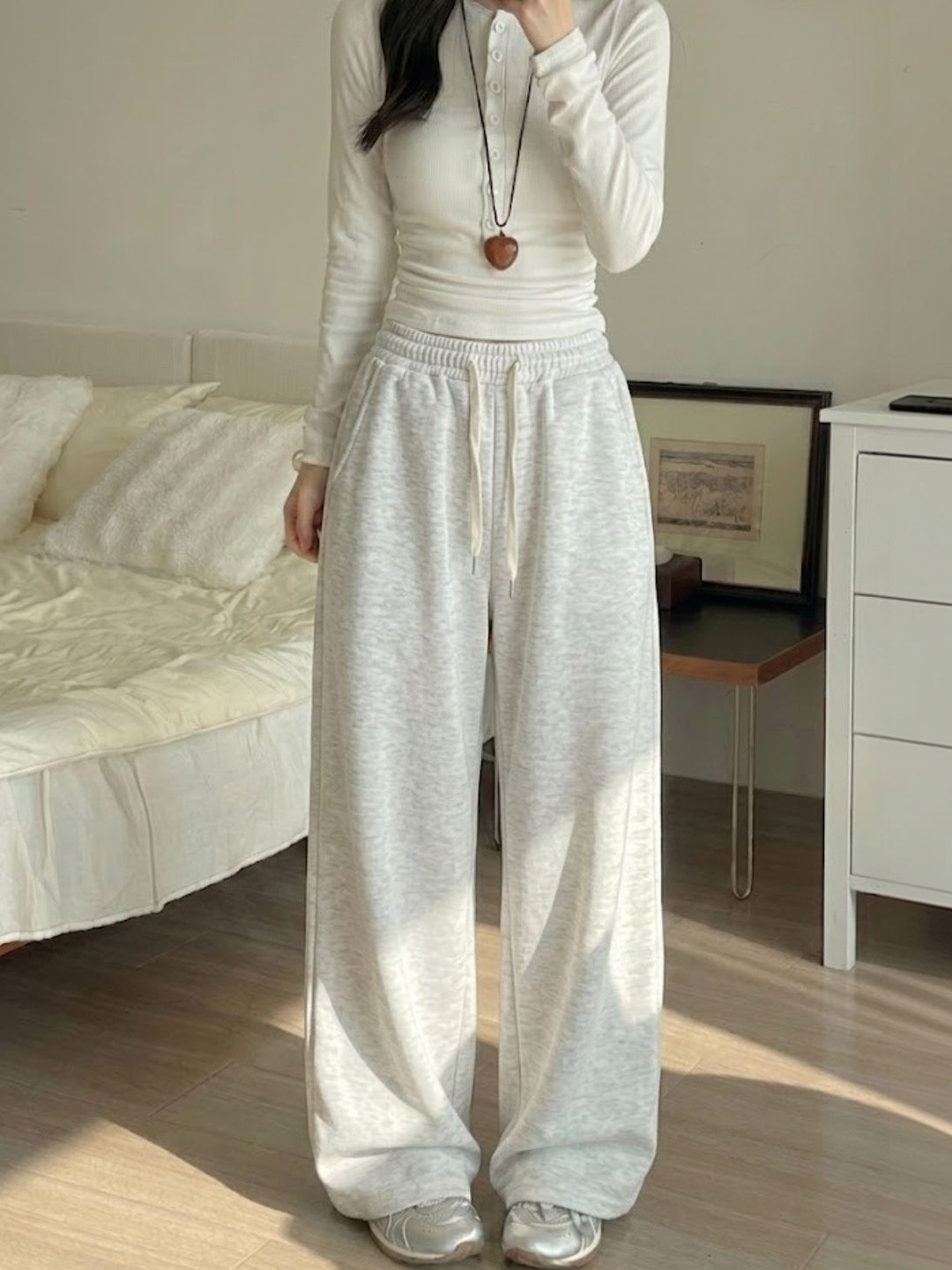 PROGENY Women Relaxed Fit Self Design Track Pants