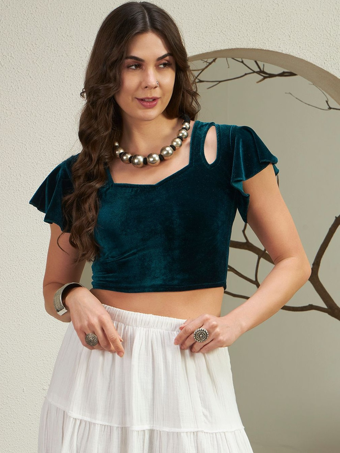 VAARARO Velvet Solid Saree Blouse