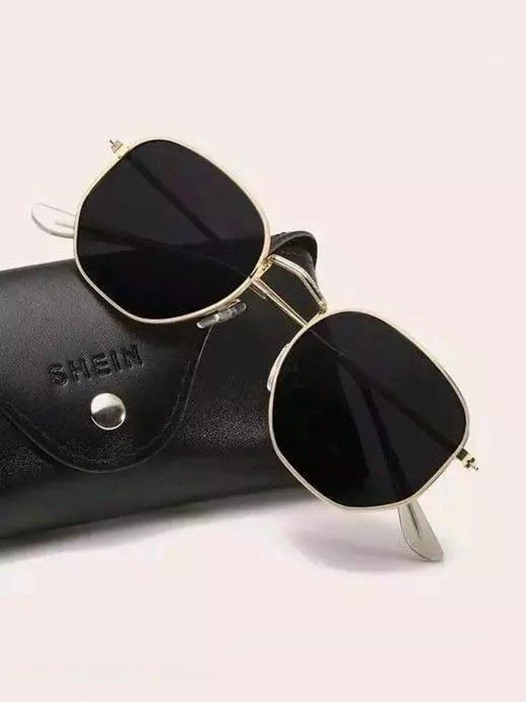 DEXENT COLLECTION Unisex Black Lens & Silver-Toned Square Sunglasses with