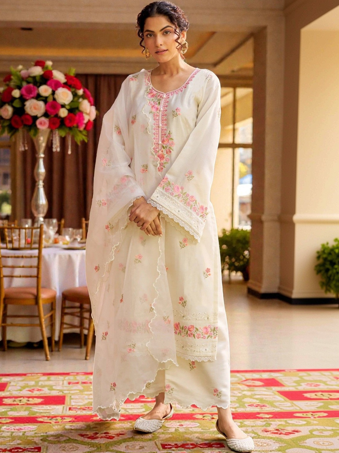 CARTYSHOP Women Floral Embroidered Regular Thread Work Chanderi Cotton Kurta with Trousers & With Dupatta