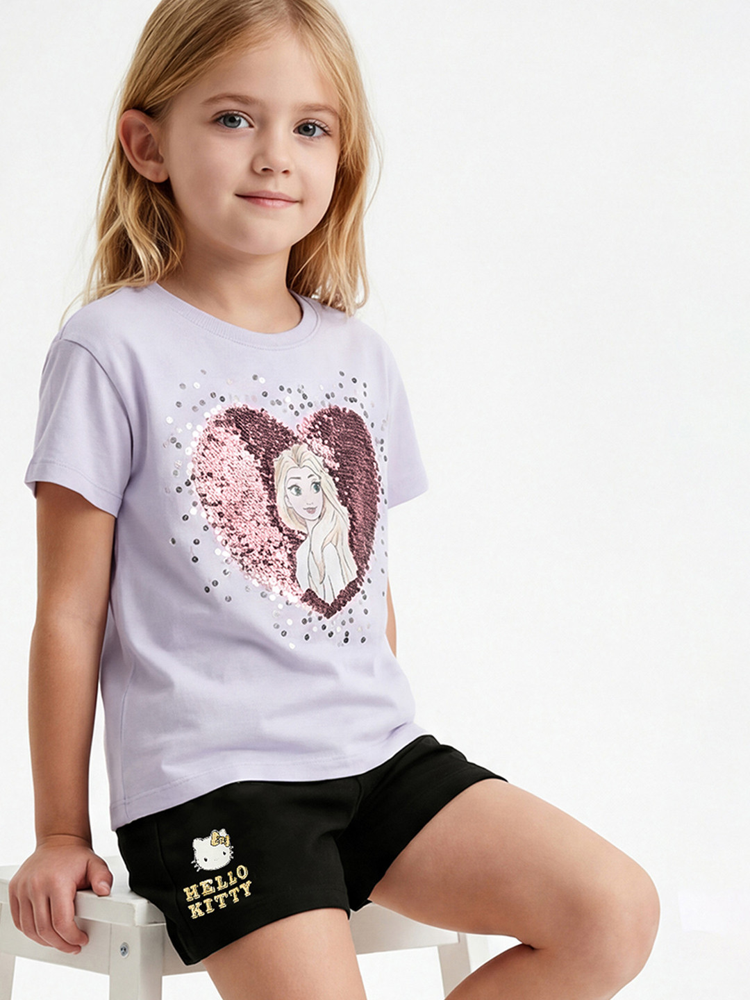 max Girls Graphic Printed Round Neck Cotton Tshirt