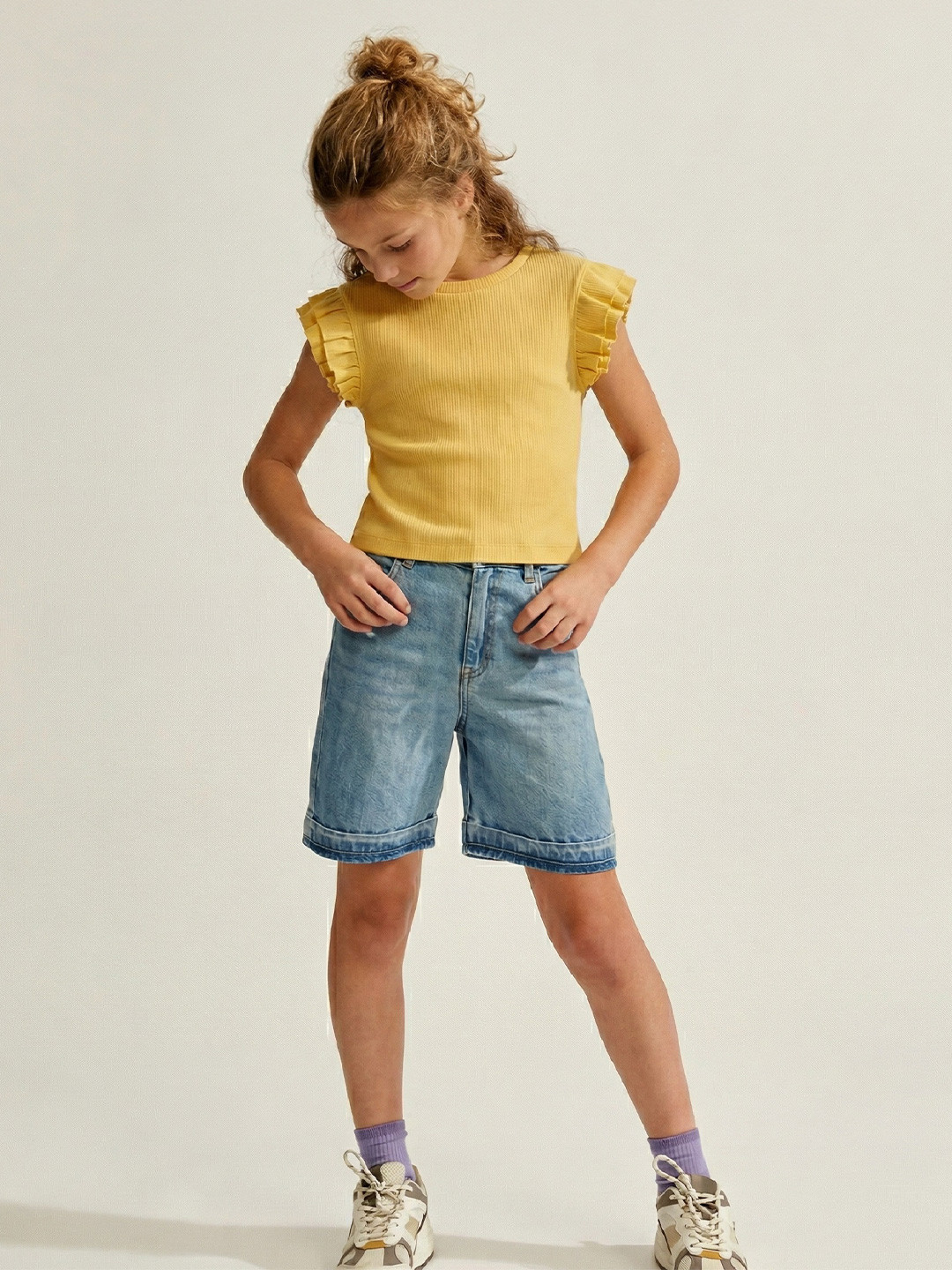 Eteenz Girls Premium Cotton Flutter Sleeve Top