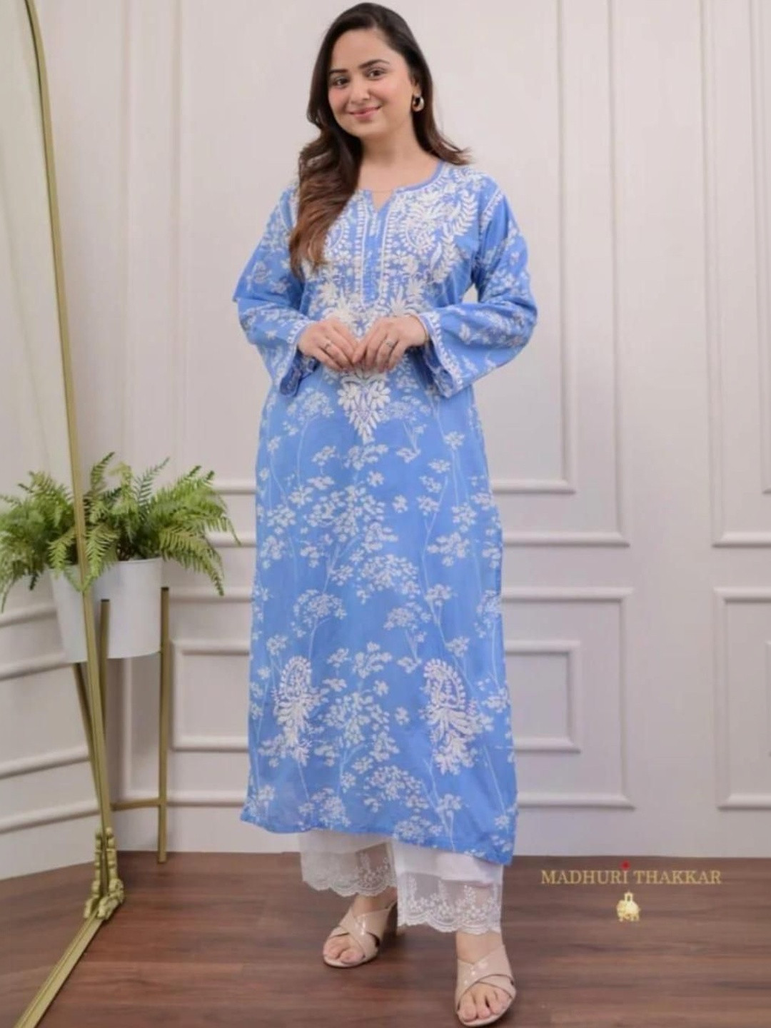 MILAAV Women Floral Embroidered Regular Thread Work Pure Cotton Kurta with Palazzos