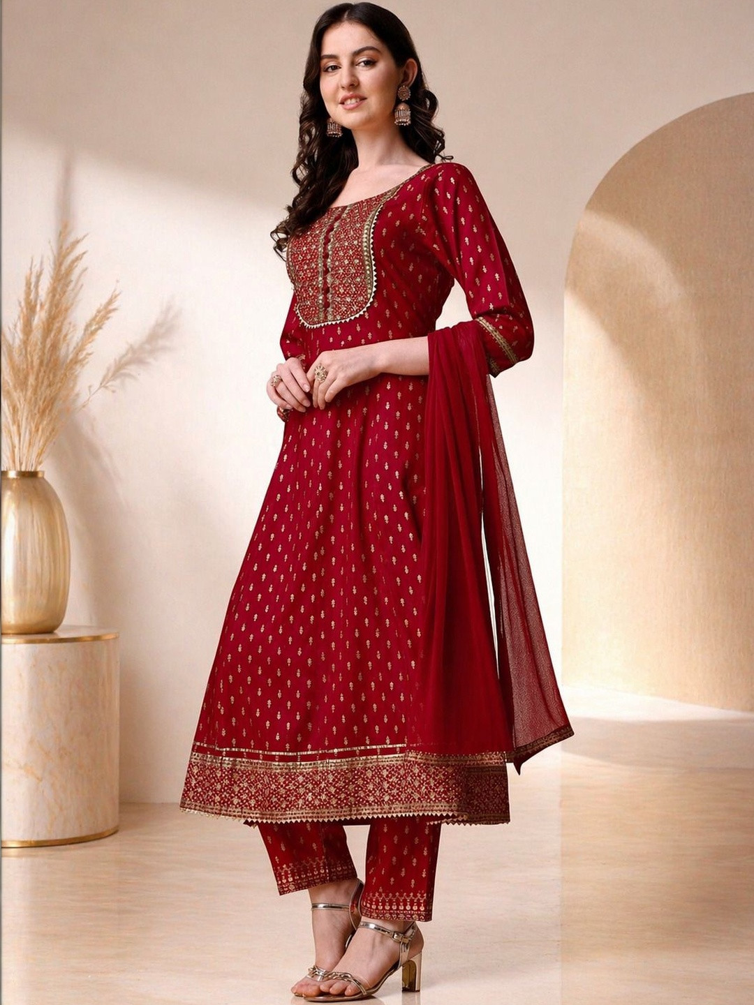 QUEENSFAB Women Ethnic Motifs Printed Regular Kurta with Trousers & With Dupatta