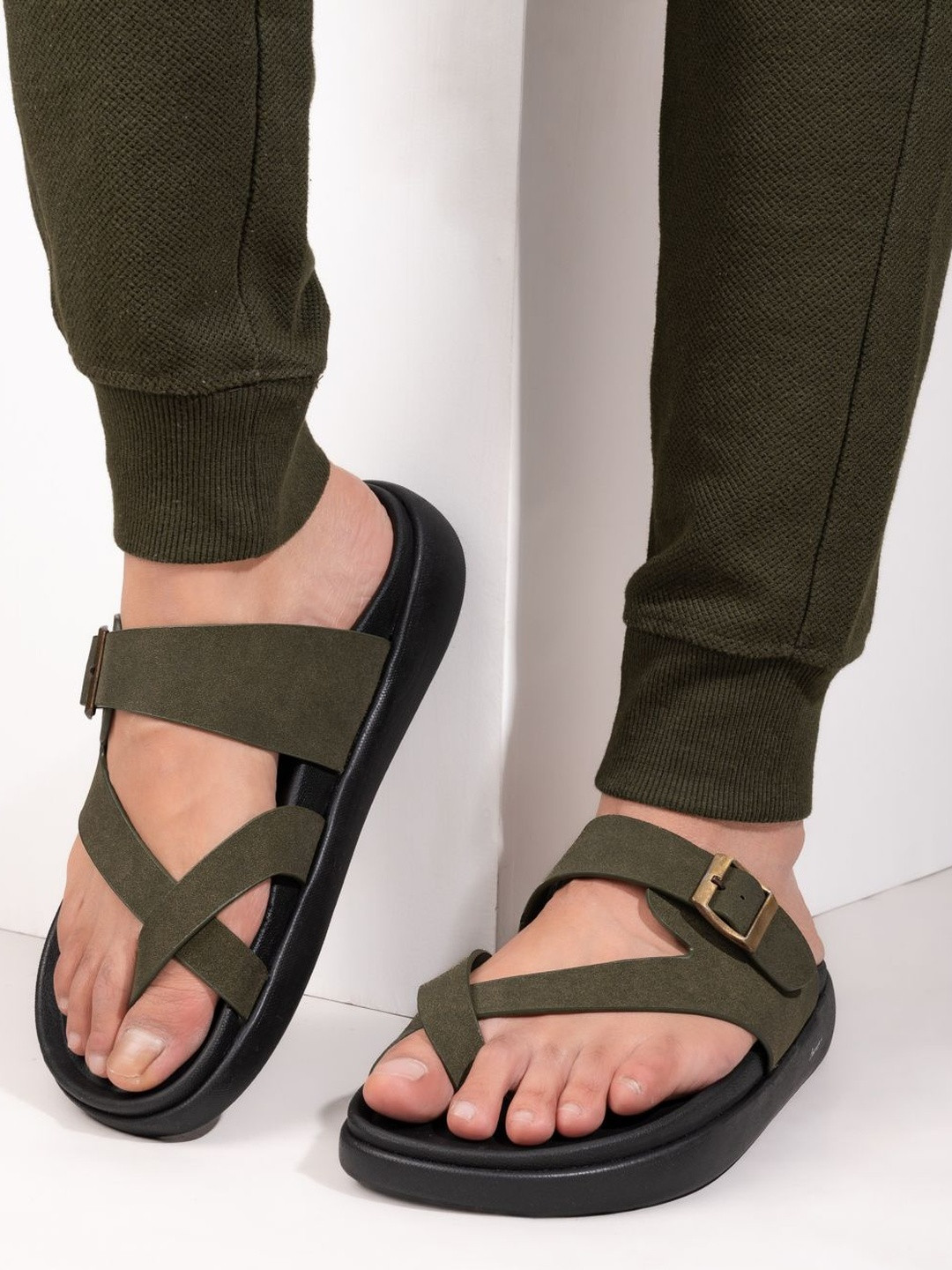 The Roadster Lifestyle Co Men Slip-On Comfort Sandals