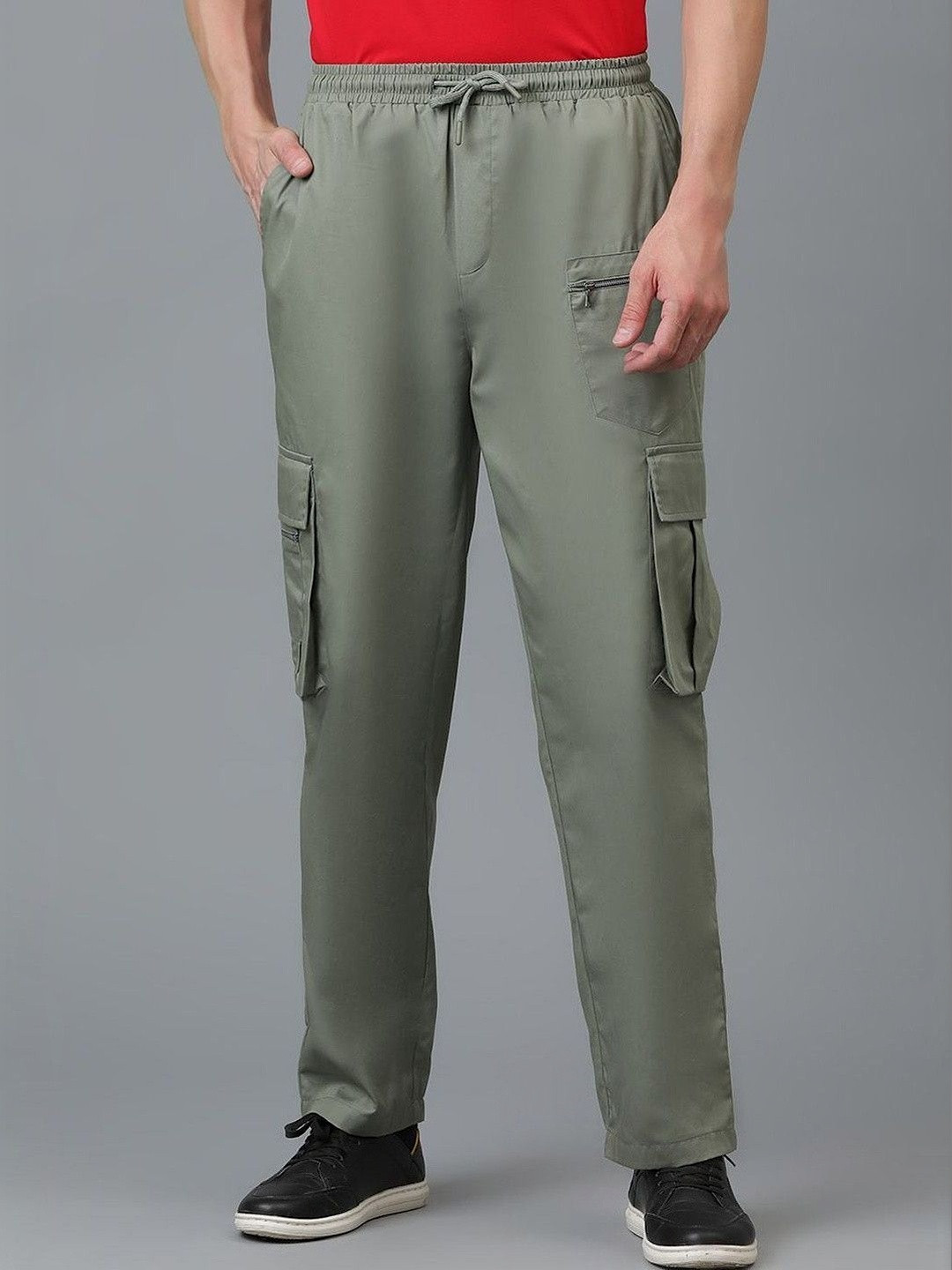 Stylecast X Kotty Men Low-Rise Cargos Trousers