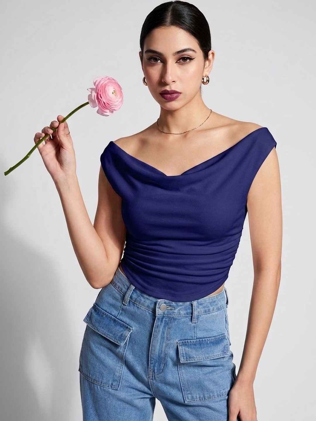 Istyle Can Cowl Neck Crop Top