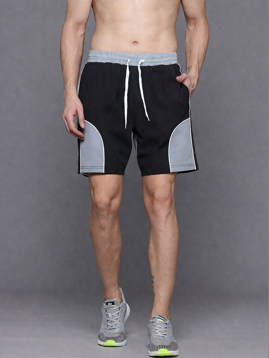 CHROVEL Colourblocked Mid-Rise Boxers