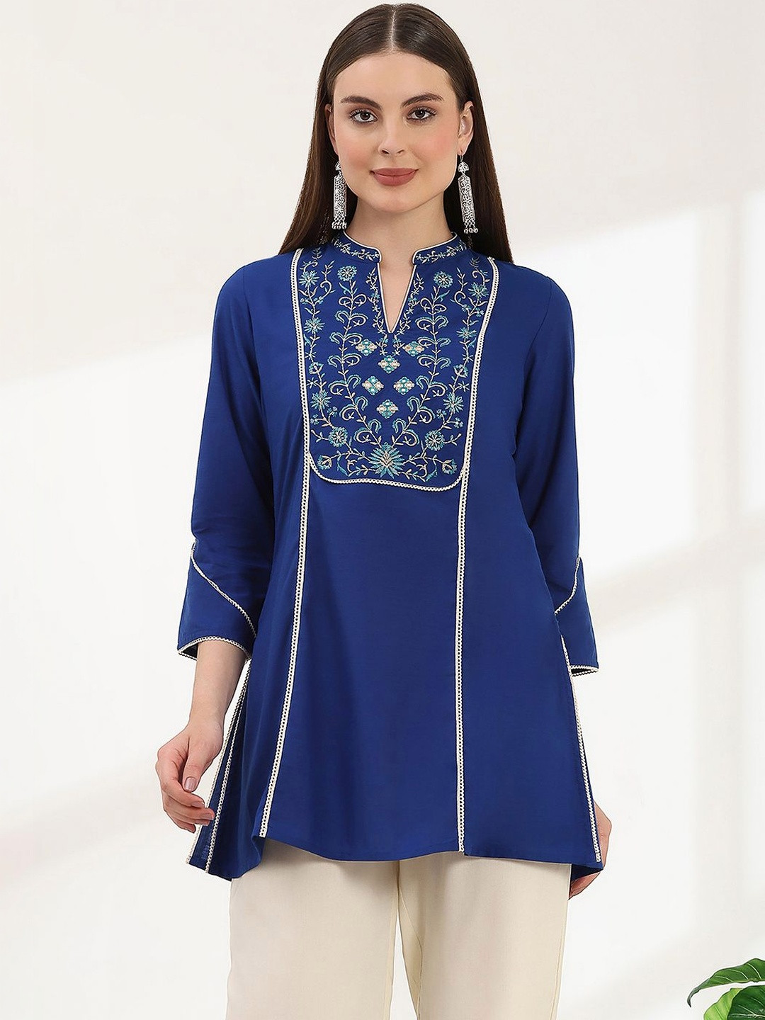 Nayam By Lakshita Floral Embroidered Thread Work Thread Work Kurti