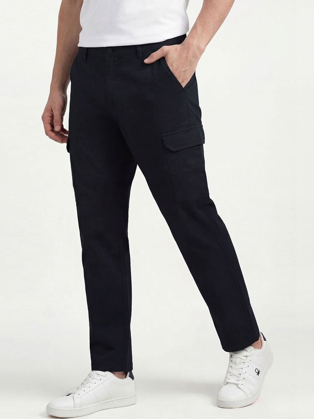 United Colors of Benetton Men Straight Fit Cargos Trousers