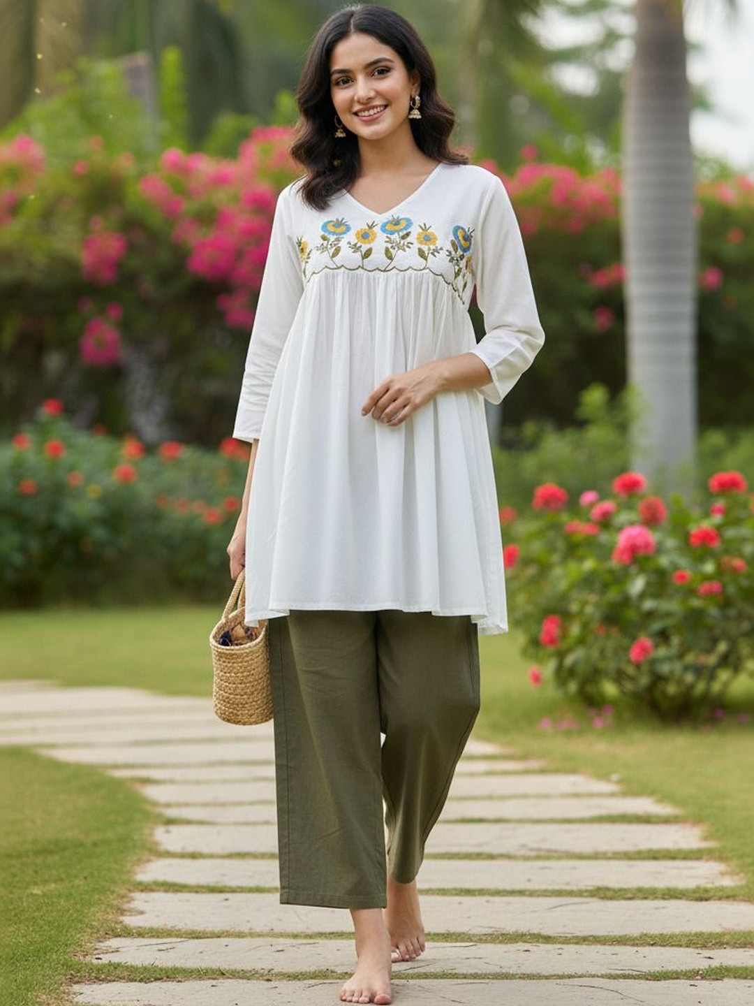 VenderVilla Bohemian Embroidered Tunic with Palazzos
