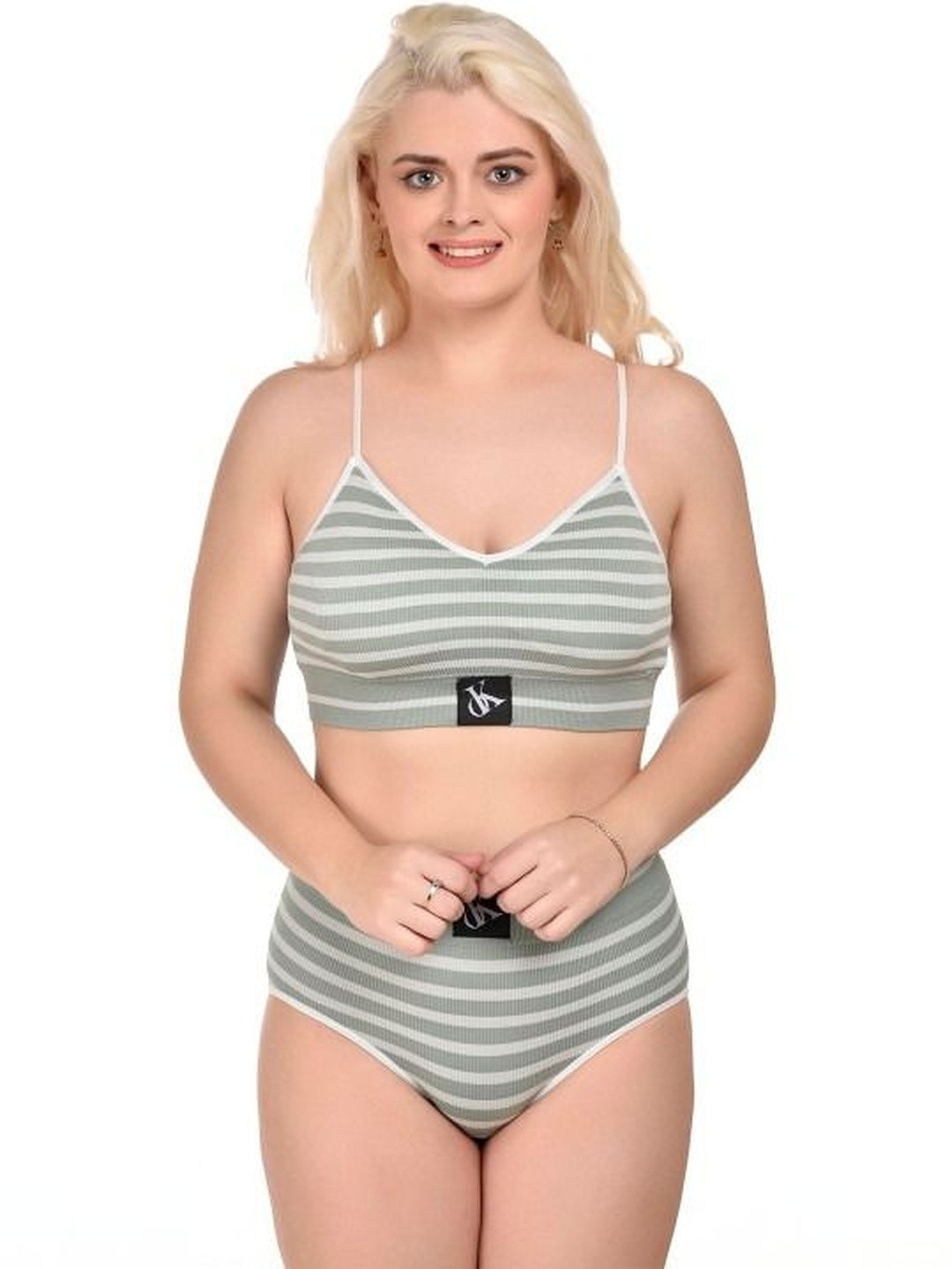 UNITRUST Striped Lightly Padded and Non-Wired Mid-Rise Lingerie Set