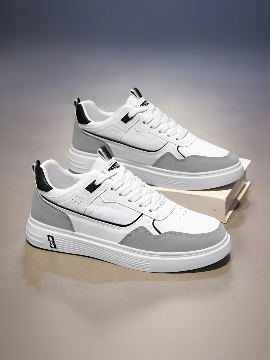 Pocy shoes Men Colourblocked Sneakers