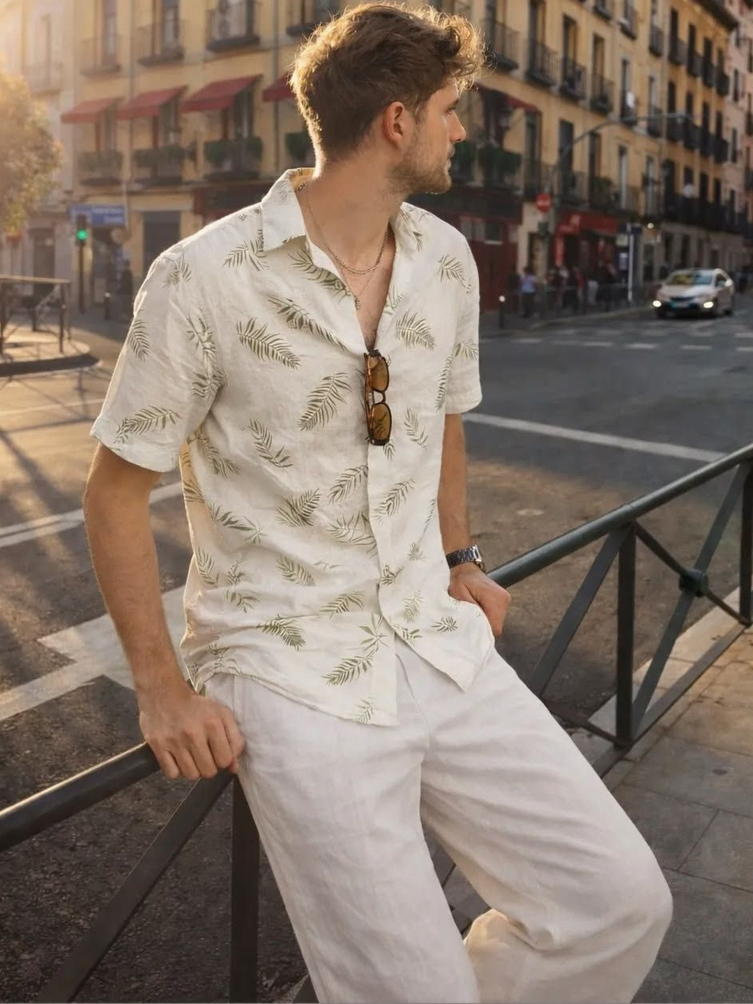 XKIND Men Standard Floral Printed Casual Shirt