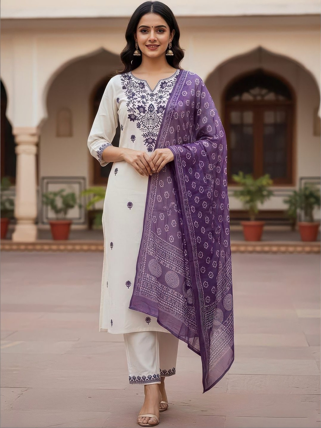 Lady charm Women Ethnic Motifs Embroidered Regular Thread Work Pure Cotton Kurta with Trousers & With Dupatta
