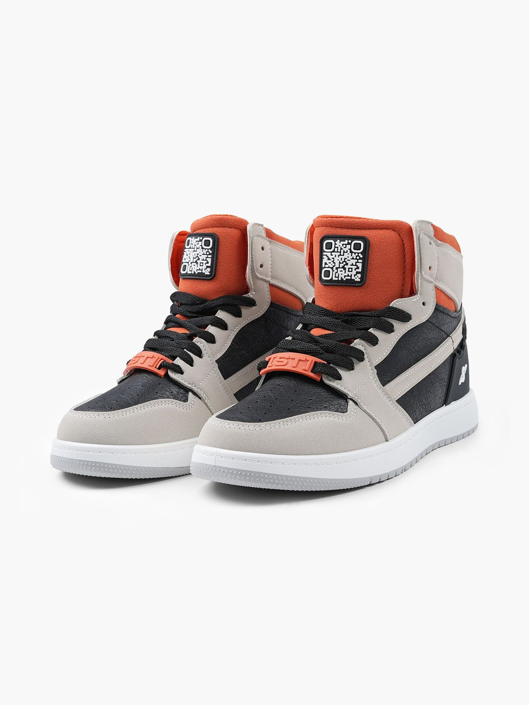 Solethreads Men Colourblocked Sneakers