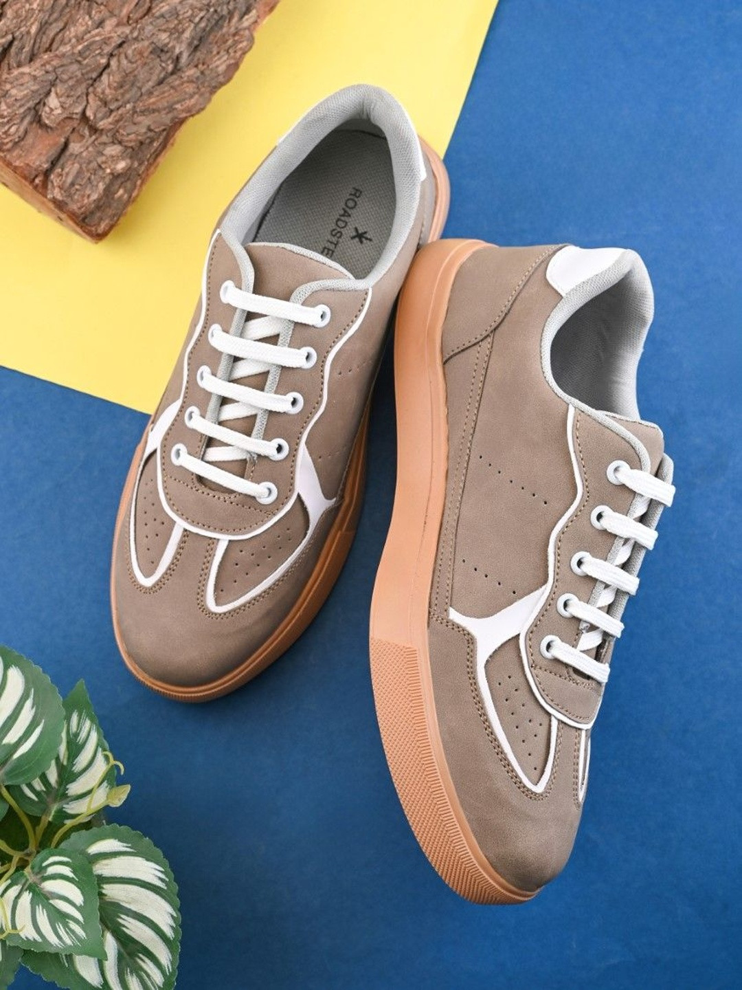 The Roadster Lifestyle Co Men Beige Chunky Comfortable Laceup Regular Sneakers