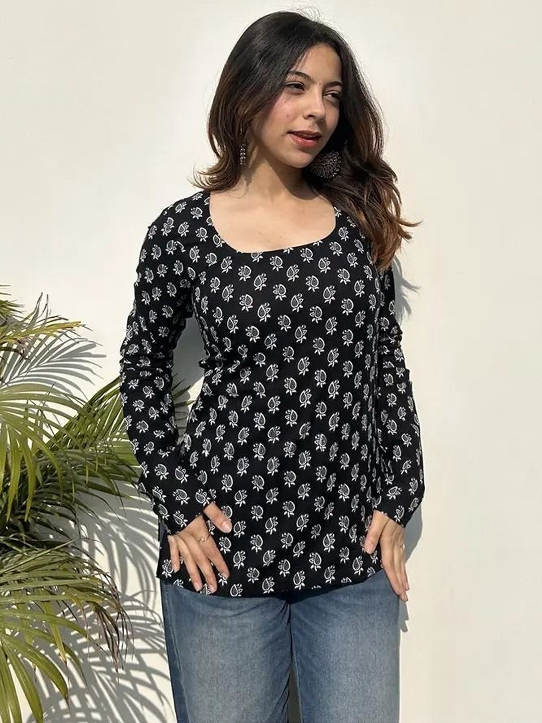 Light Daisy Women Cotton Ethnic Motifs Printed Kurta