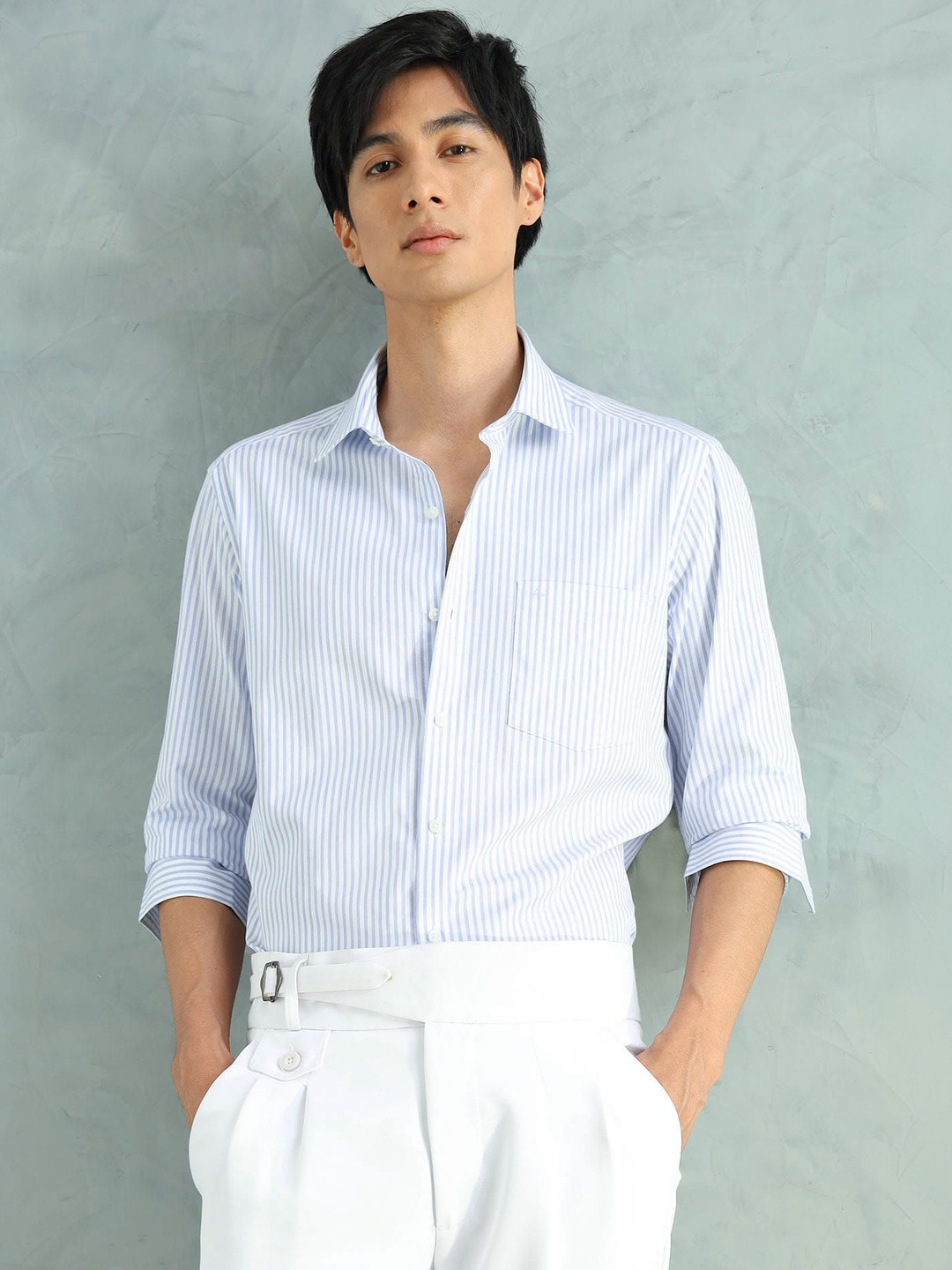 Arrow Manhattan Slim Fit Striped Pure Cotton Casual Shirt
