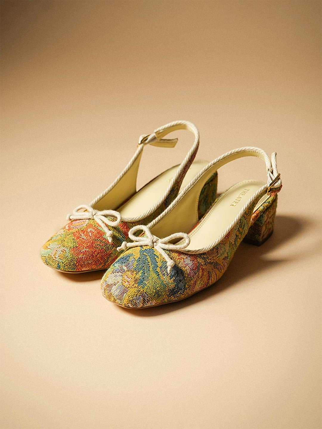 Theater Women Doris Tapestry Multi Color Mary Jane Block Heels