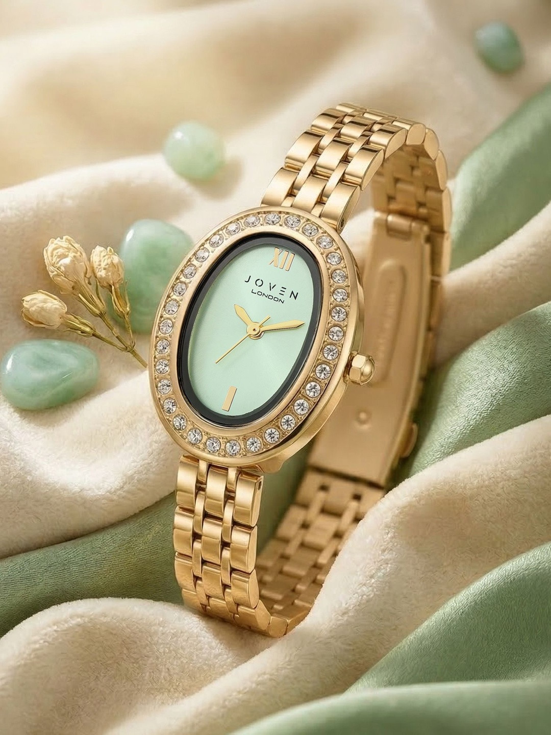 Joven Women Embellished Dial & Stainless Steel Bracelet Style Straps Analogue Watch J6-B