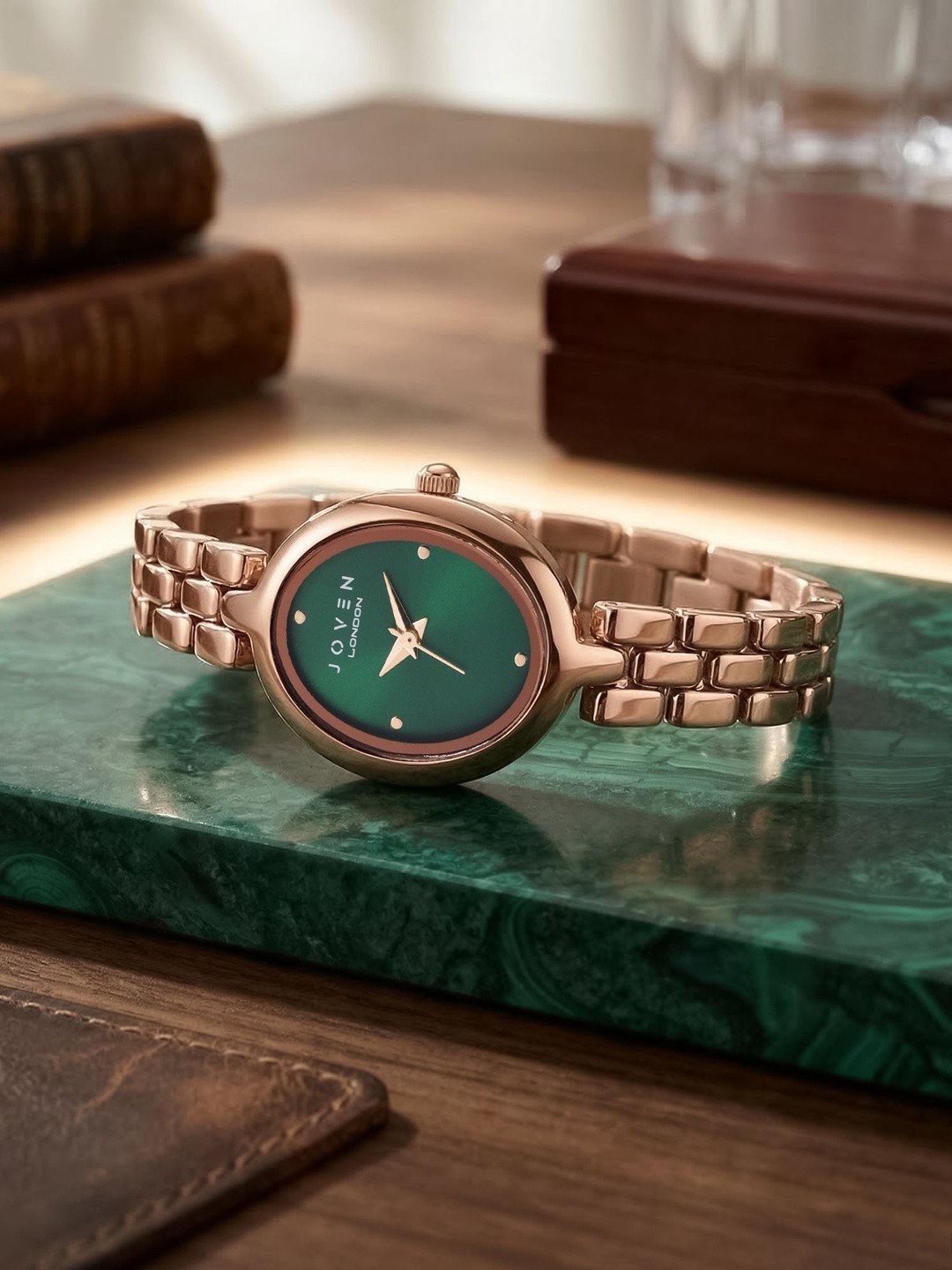 Joven Bracelet Style Straps Analogue Watch J10-C