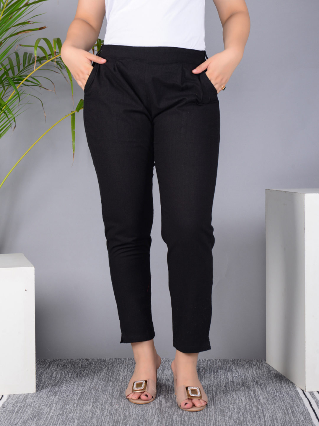 Ashvy Women Relaxed Straight Leg Slim Fit Trousers