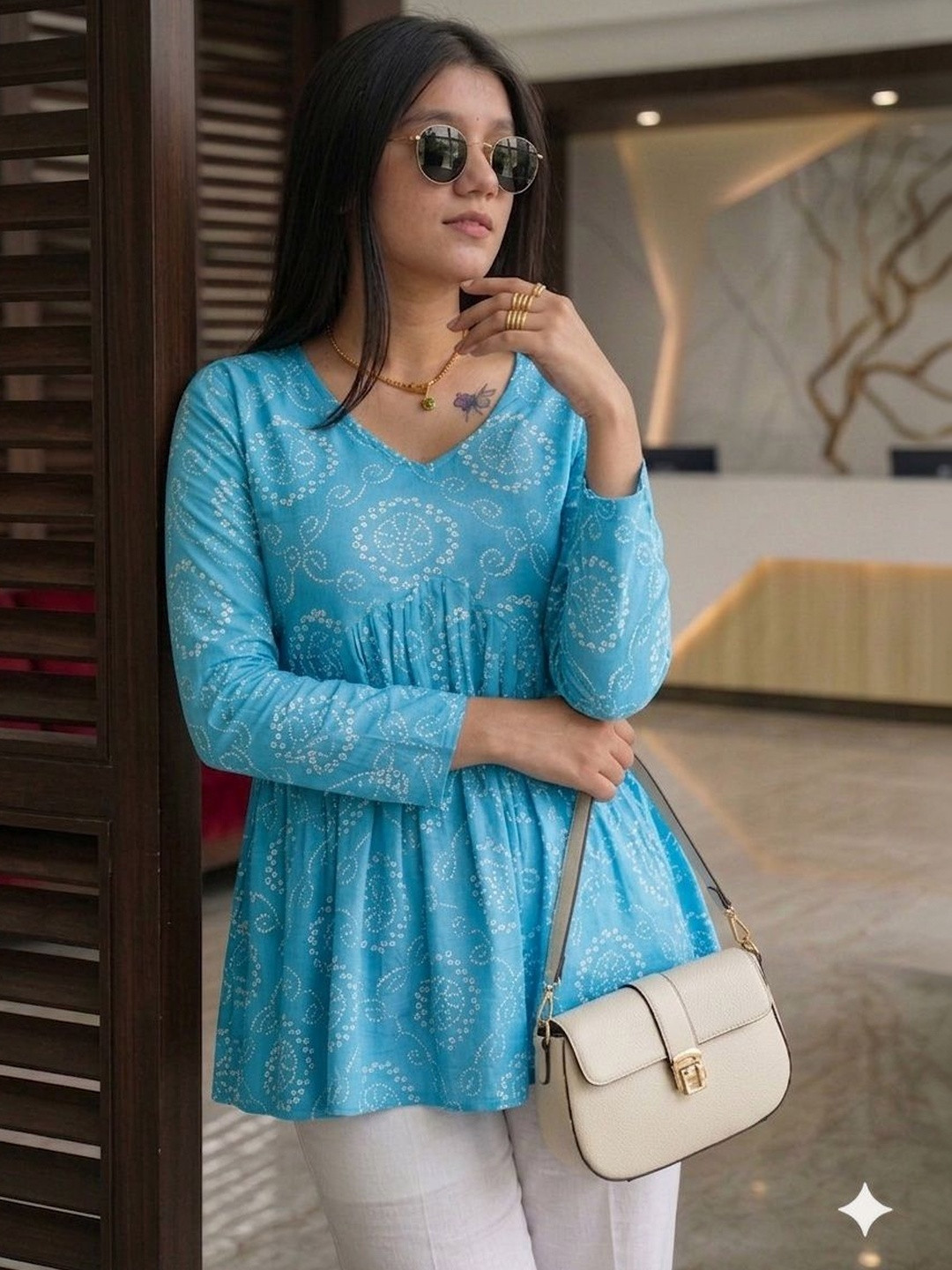 Vastrakaya Bandhani Printed V-Neck Pure Cotton Blend Empire Kurti