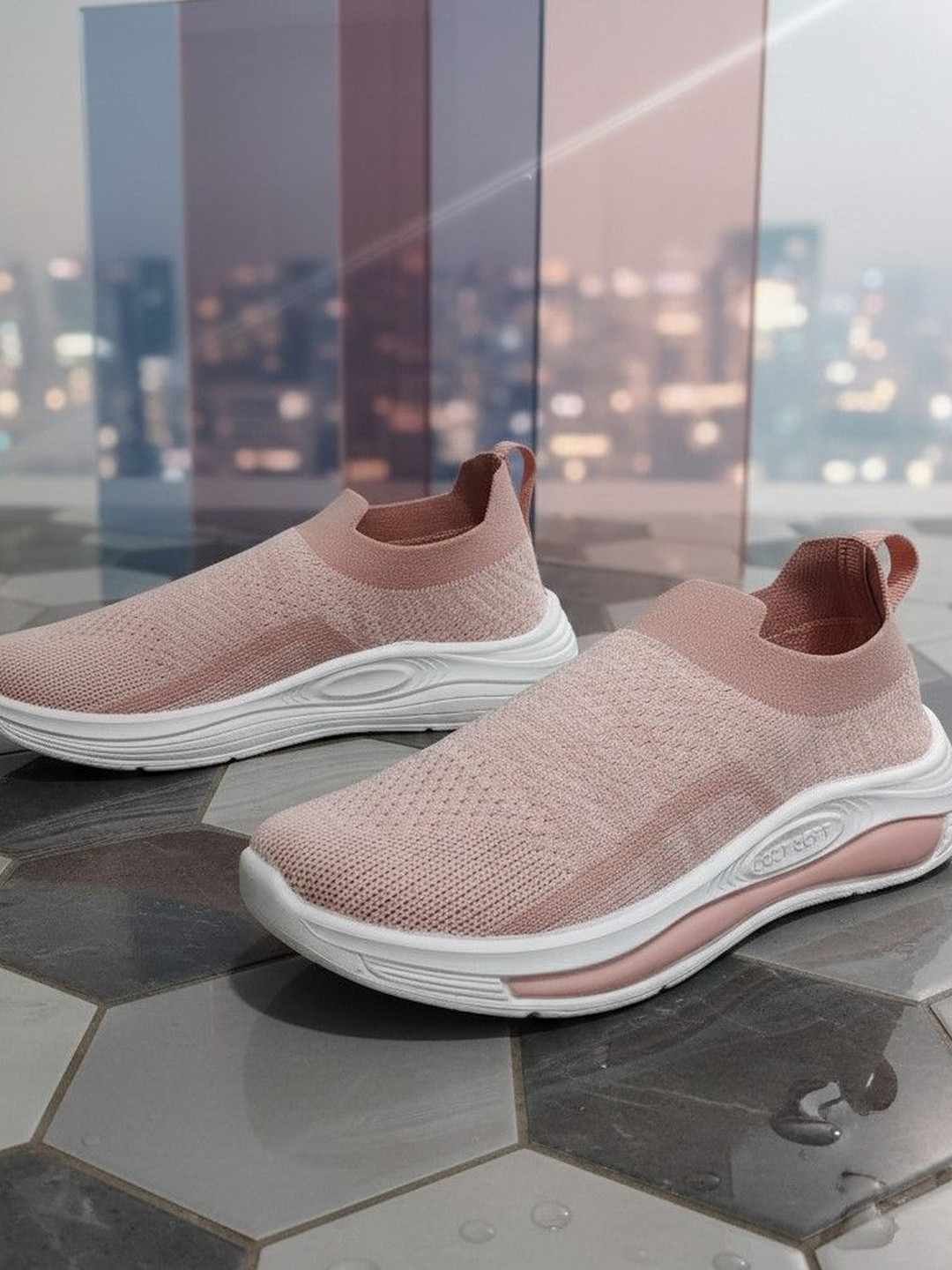 WILD LEOPARD Women Mesh Walking Non-Marking Shoes