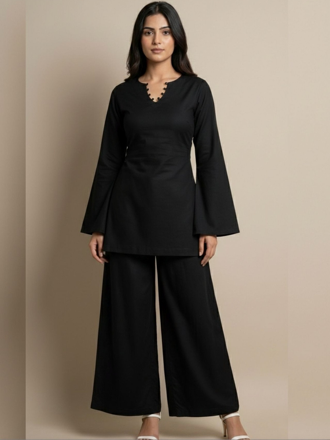 SYLORA Summer Checks Cotton Solid Tunic with Palazzos