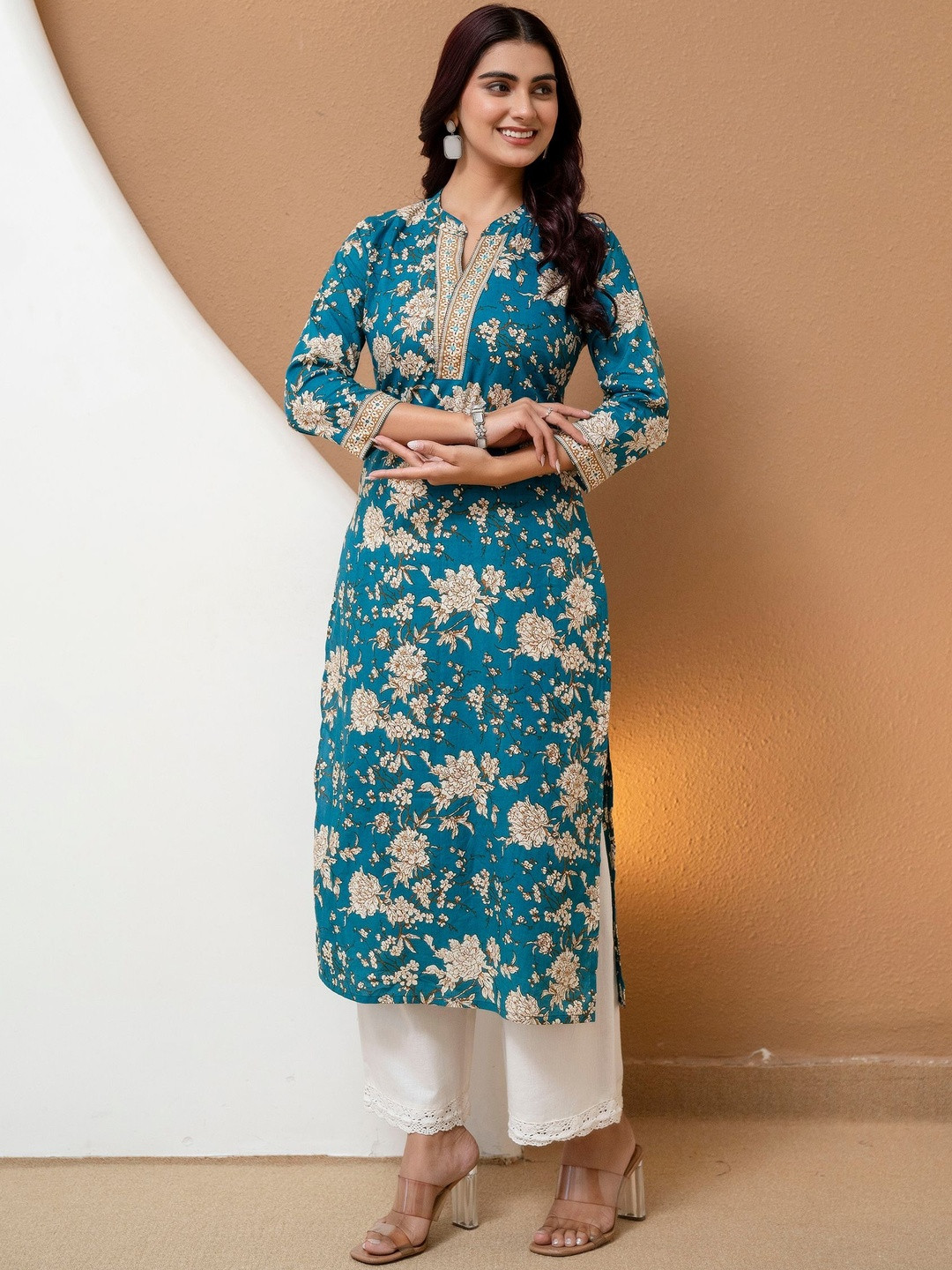 Kalphem Women Floral Printed Thread Work Floral Kurta