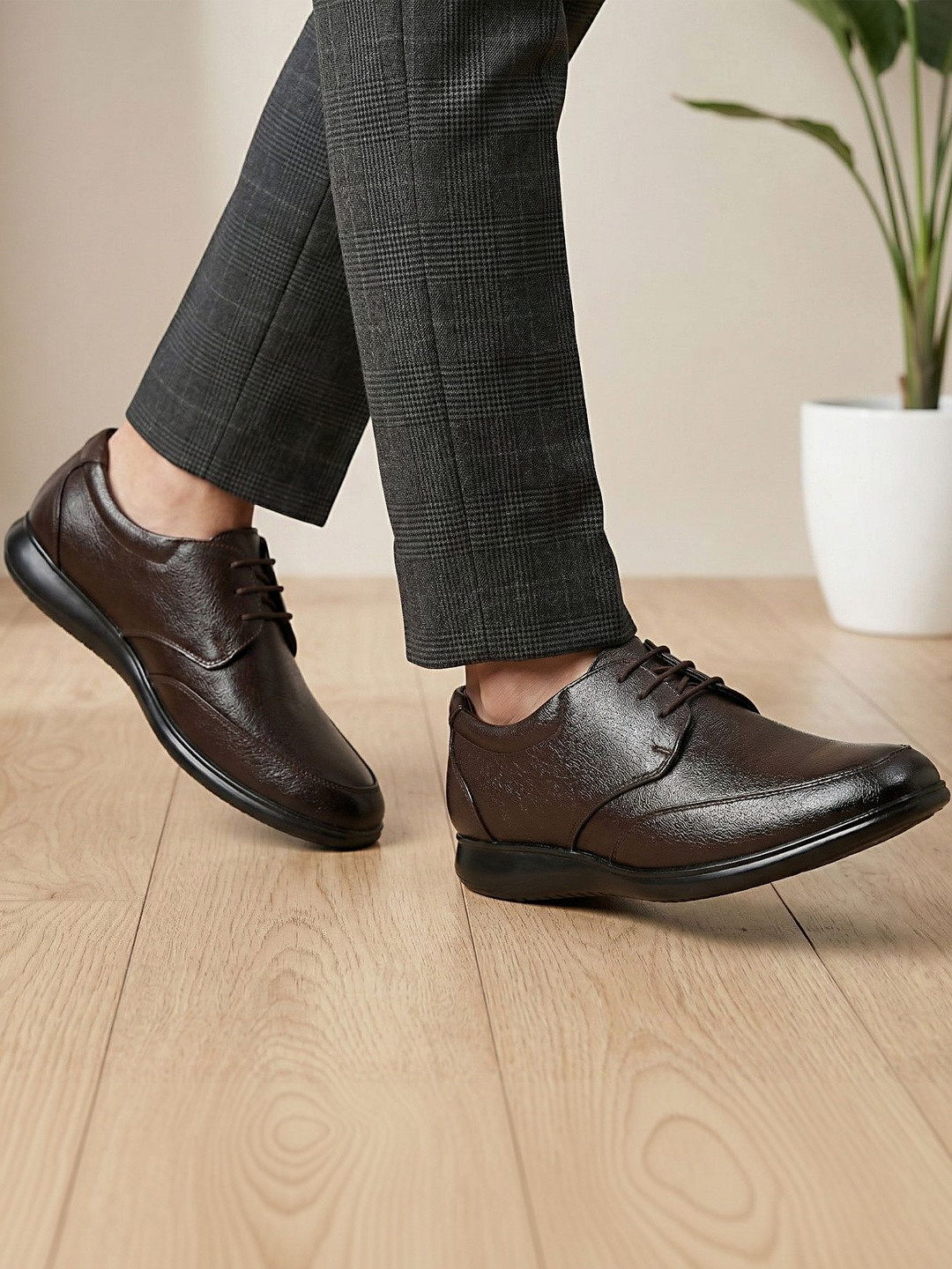 KRAASA Men Pointed Toe Formal Derbys