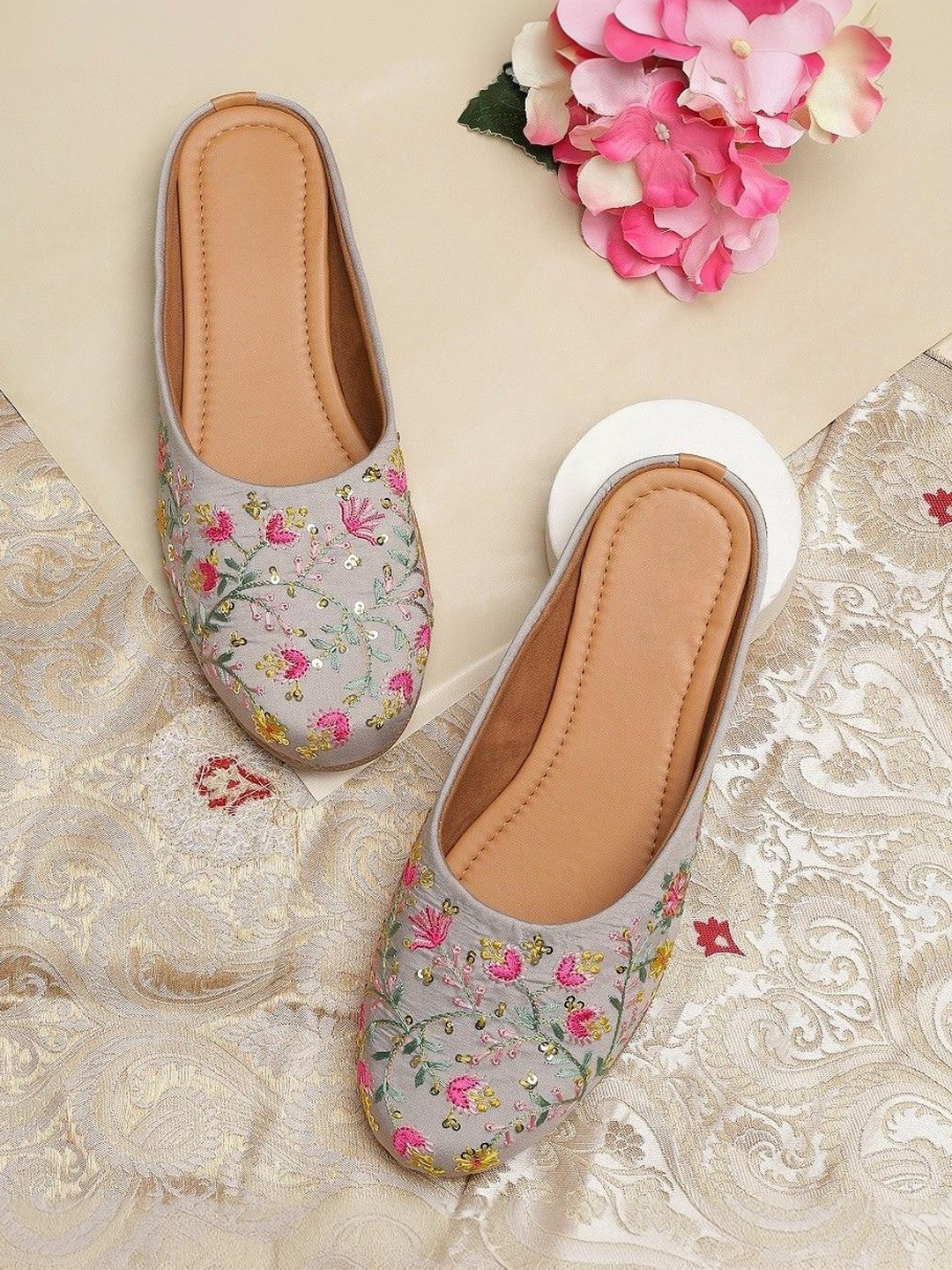 Anouk Women Embellished Ethnic Mules Flats