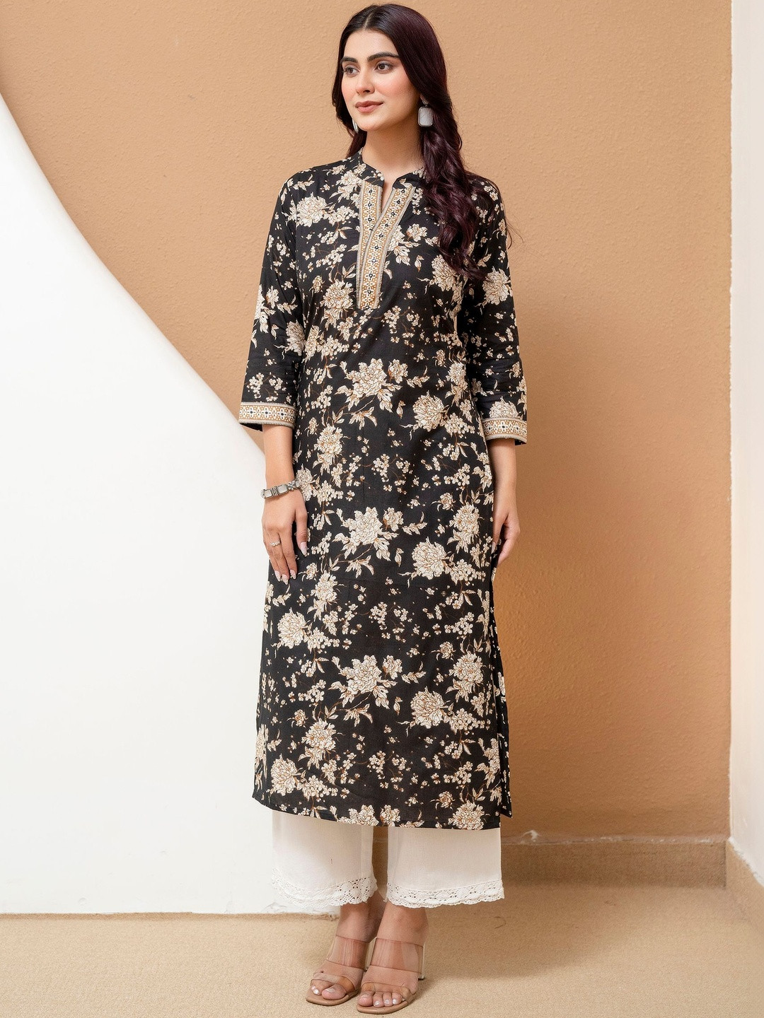 Kalphem Women Floral Printed Thread Work Floral Kurta