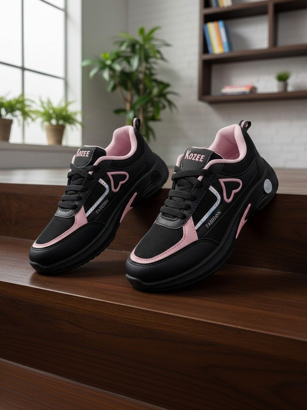 WILD LEOPARD Women Mesh Training or Gym Non-Marking Shoes