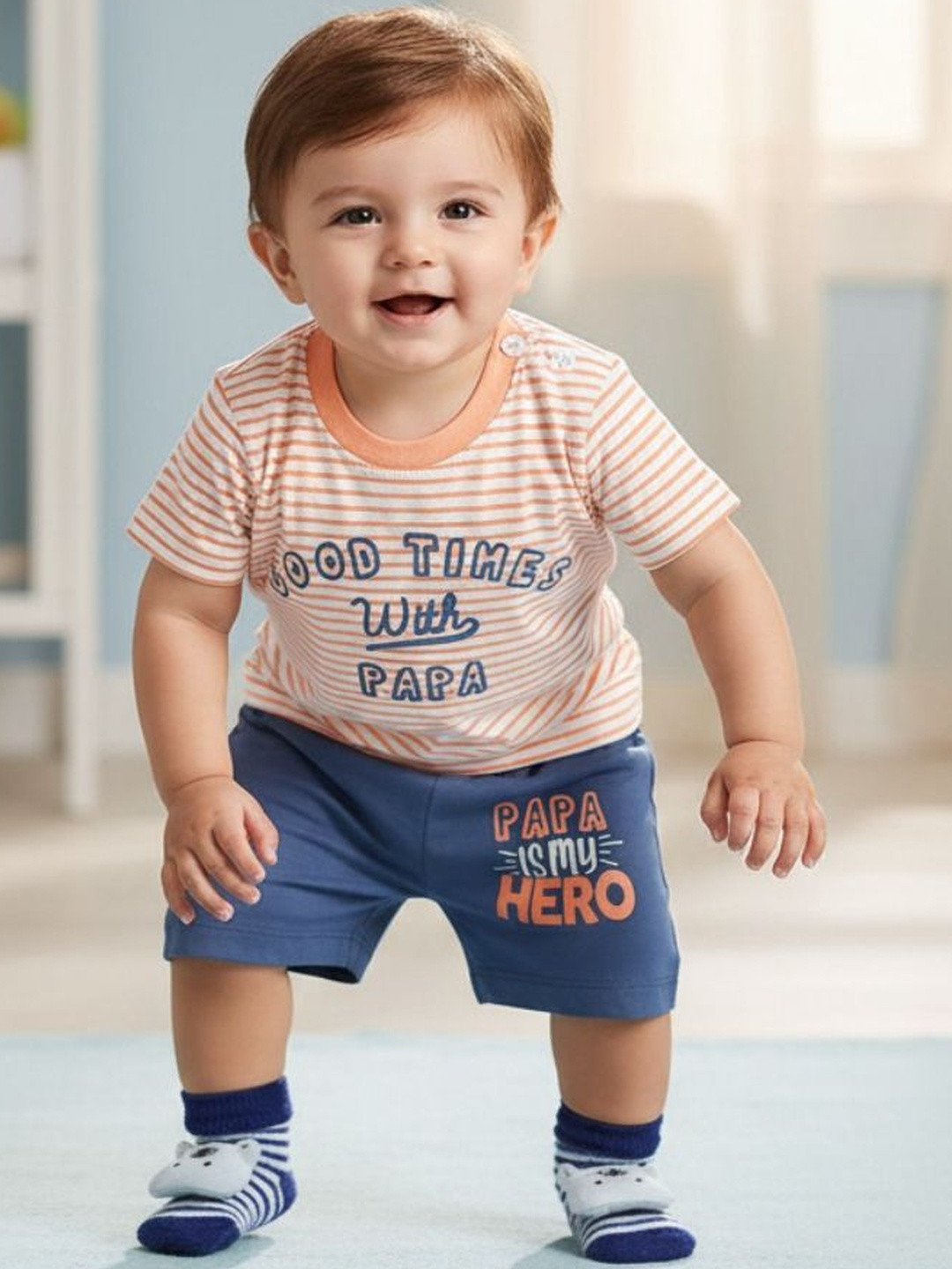 V-Mart Boys Printed T-shirt with Shorts