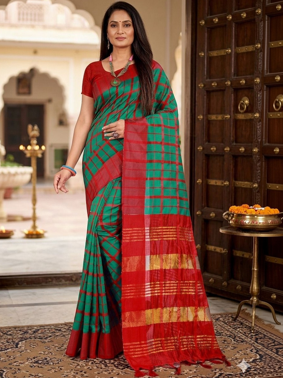 PRIYANSH CREATION Checked Silk Cotton Handloom Uppada Saree