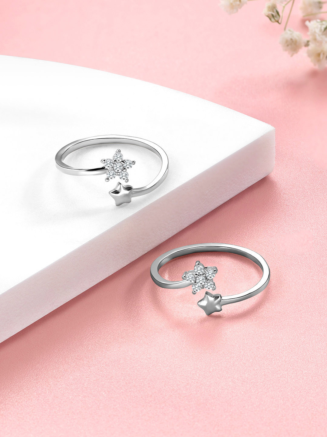 Peora Silver-Plated Cubic Zirconia Studded Adjustable Toe Rings