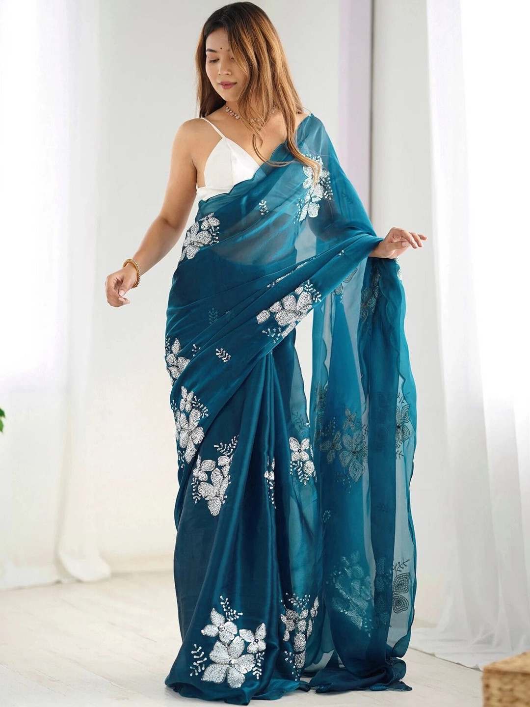 Bootique Floral Sequinned Silk Blend Designer Saree