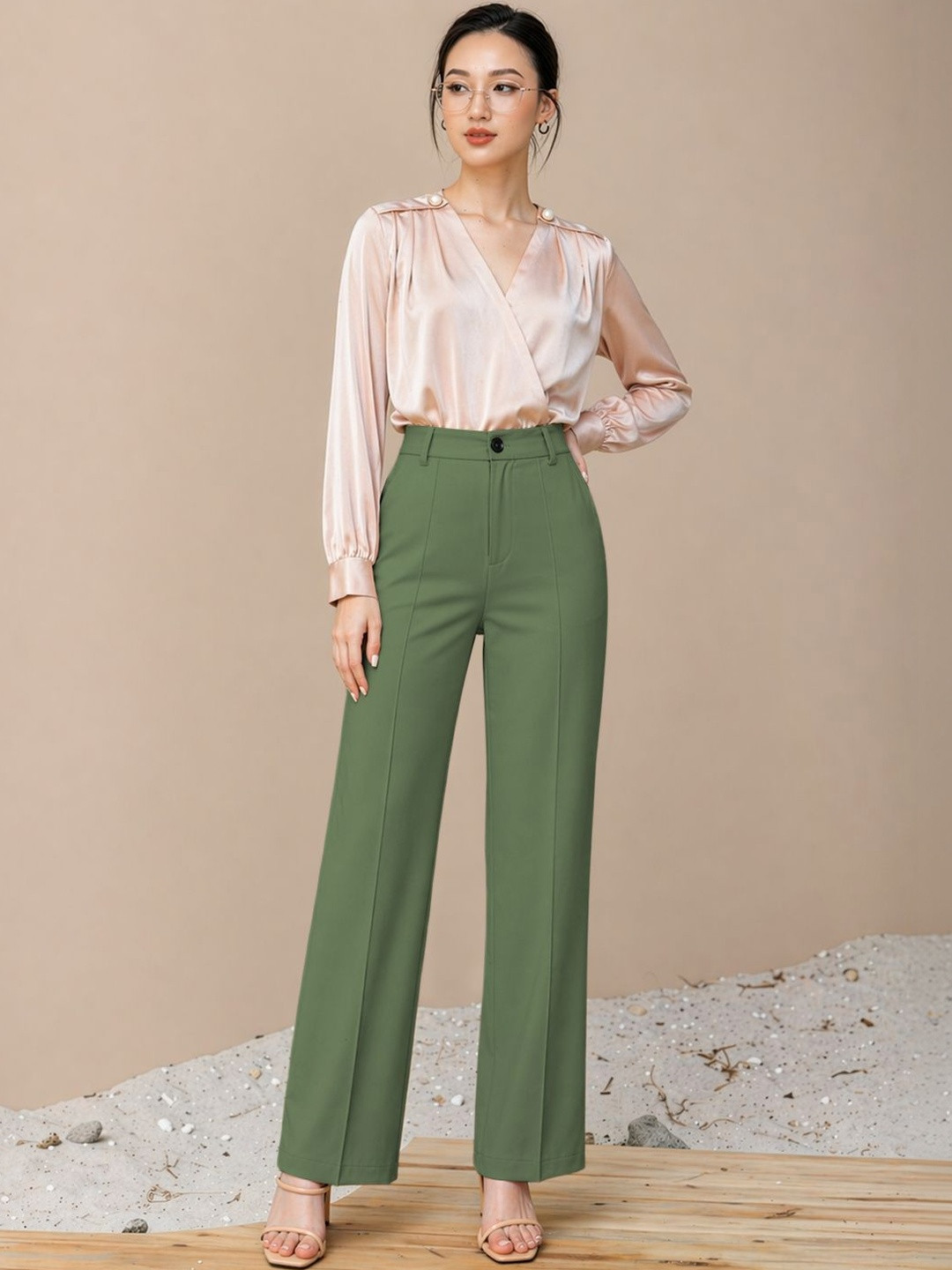 Dream Beauty Fashion Women Straight Fit High-Rise Trousers