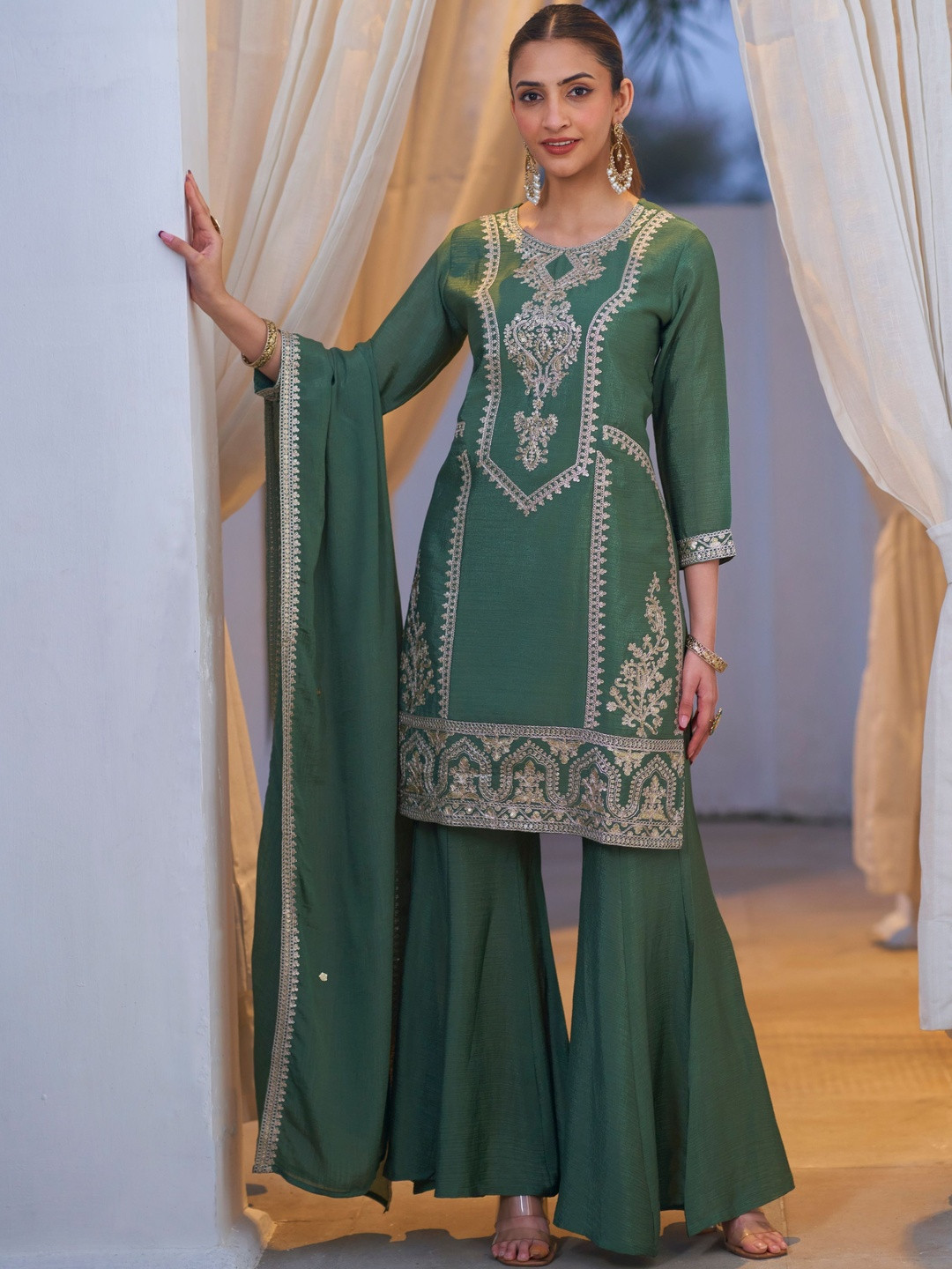 Royal Export Women Ethnic Motifs Embroidered Regular Thread Work Kurta with Sharara & With Dupatta