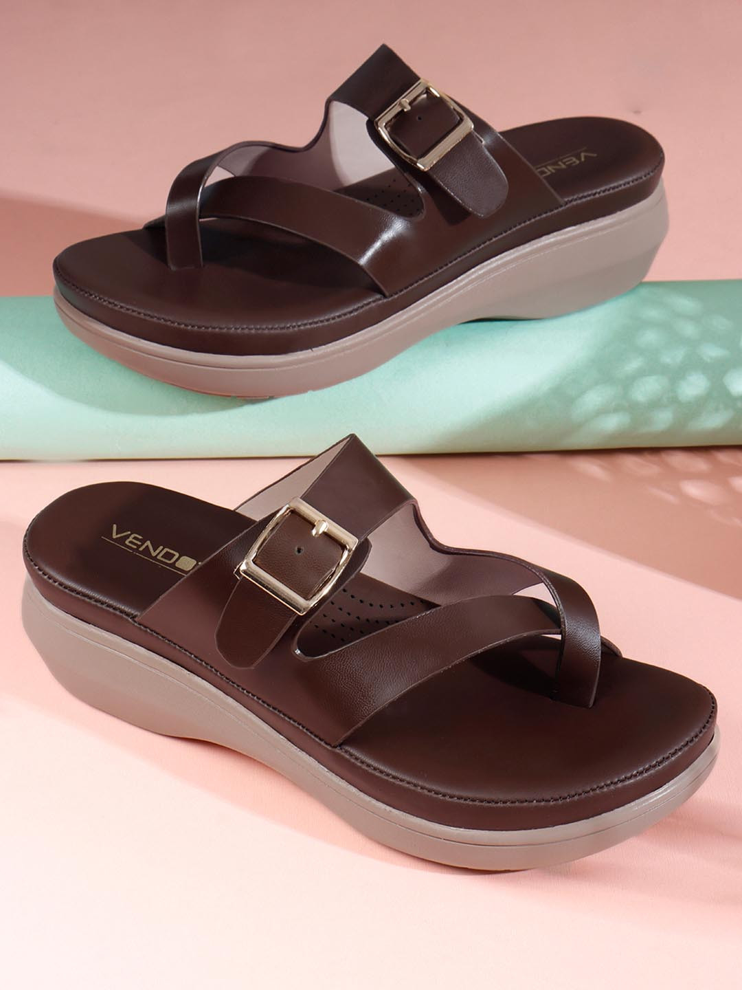 VENDOZ Women Comfort Sandals