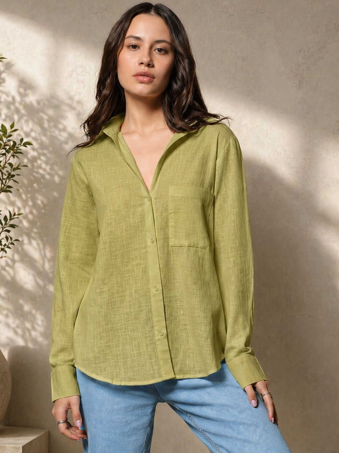 Zyla Women Solid Oversized Shirt