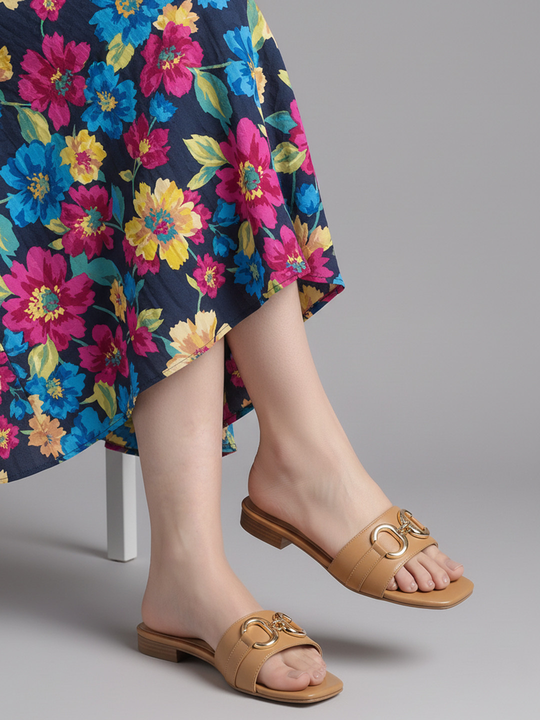 Kenneth Cole Women Open Toe Flats