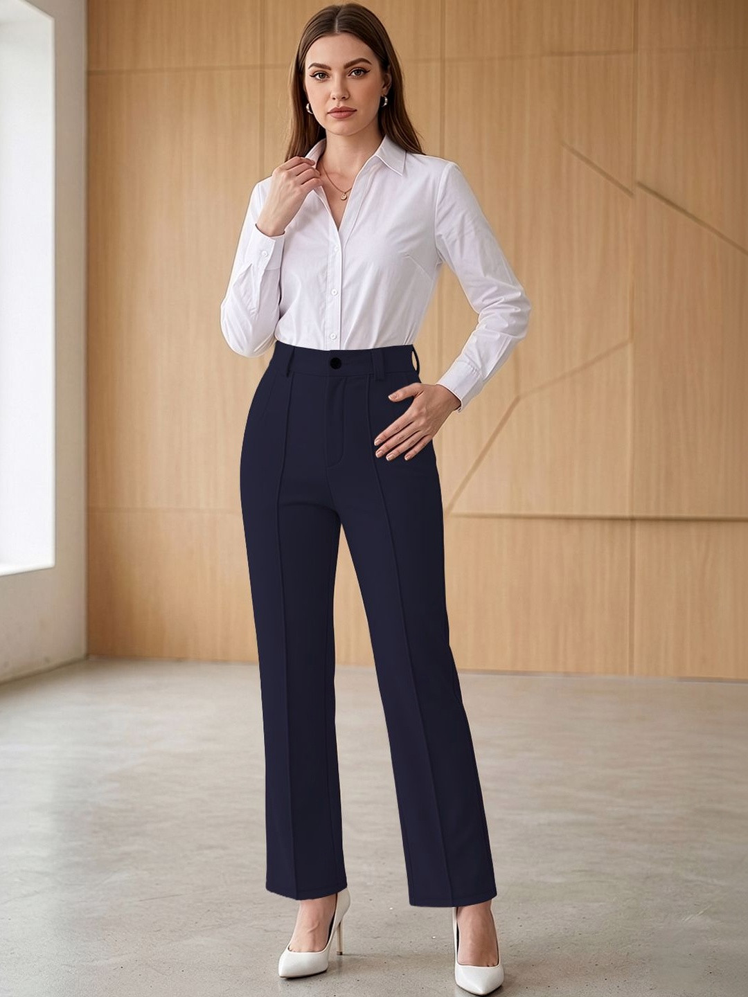 Navyankaa Women Straight Fit High-Rise Trousers